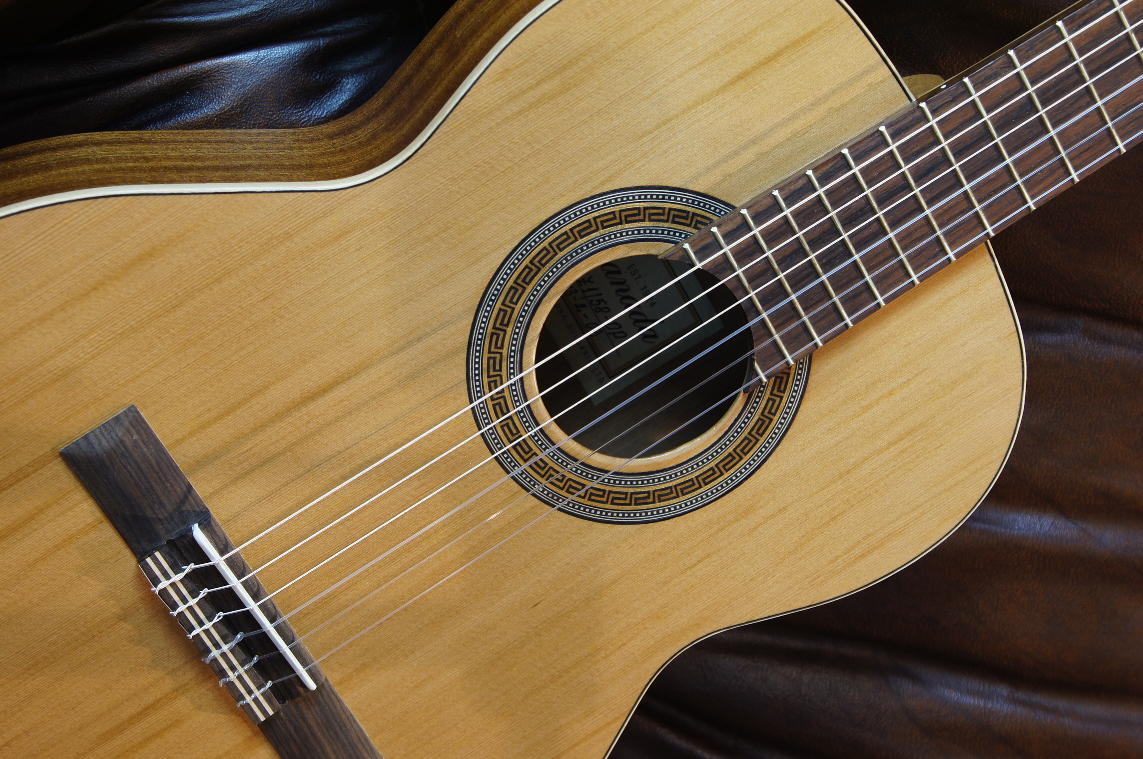 Granada 1/58 Z Open Pore 3/4