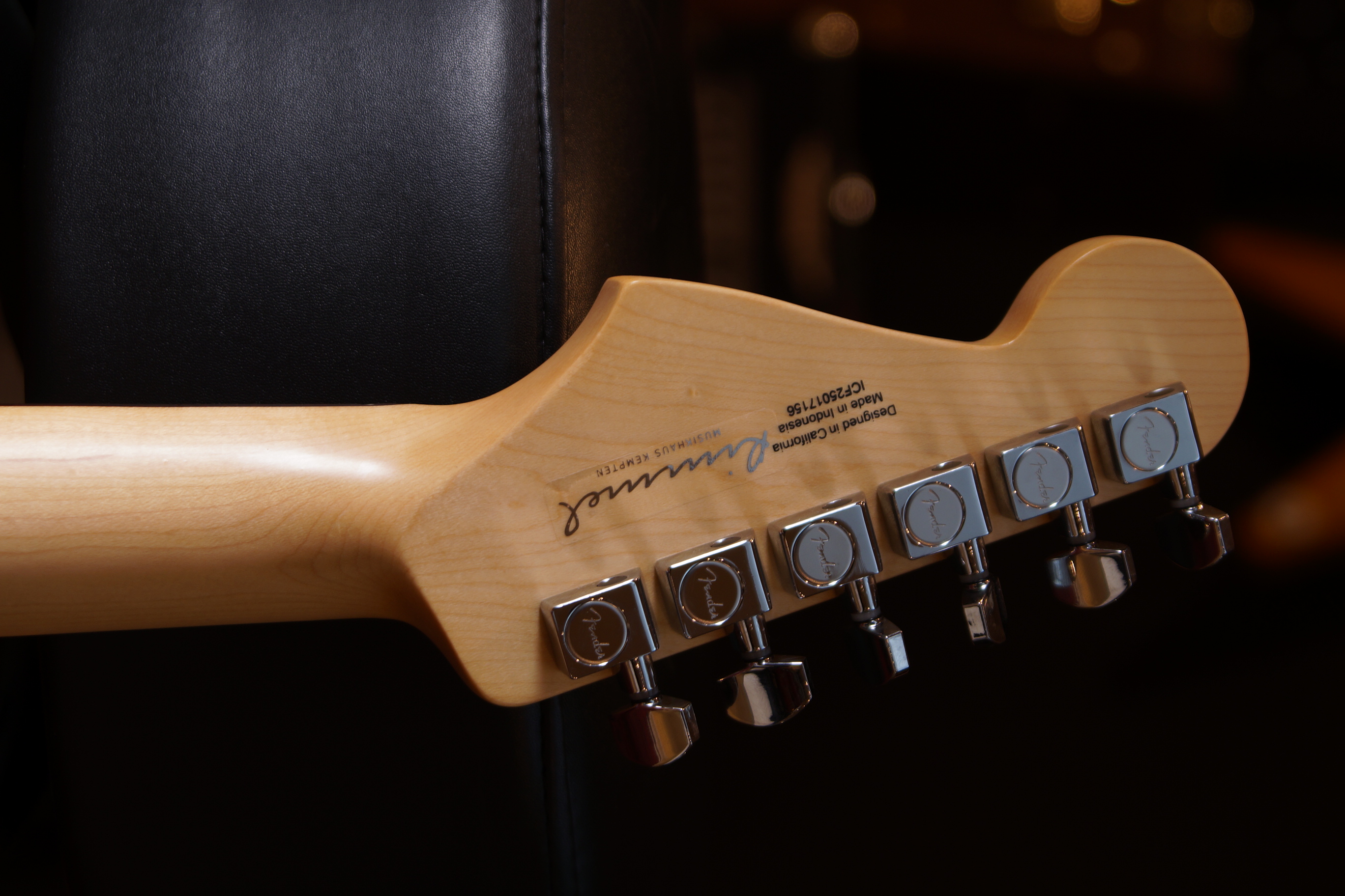 Fender Standard Stratocaster® Aqua Marine Metallic