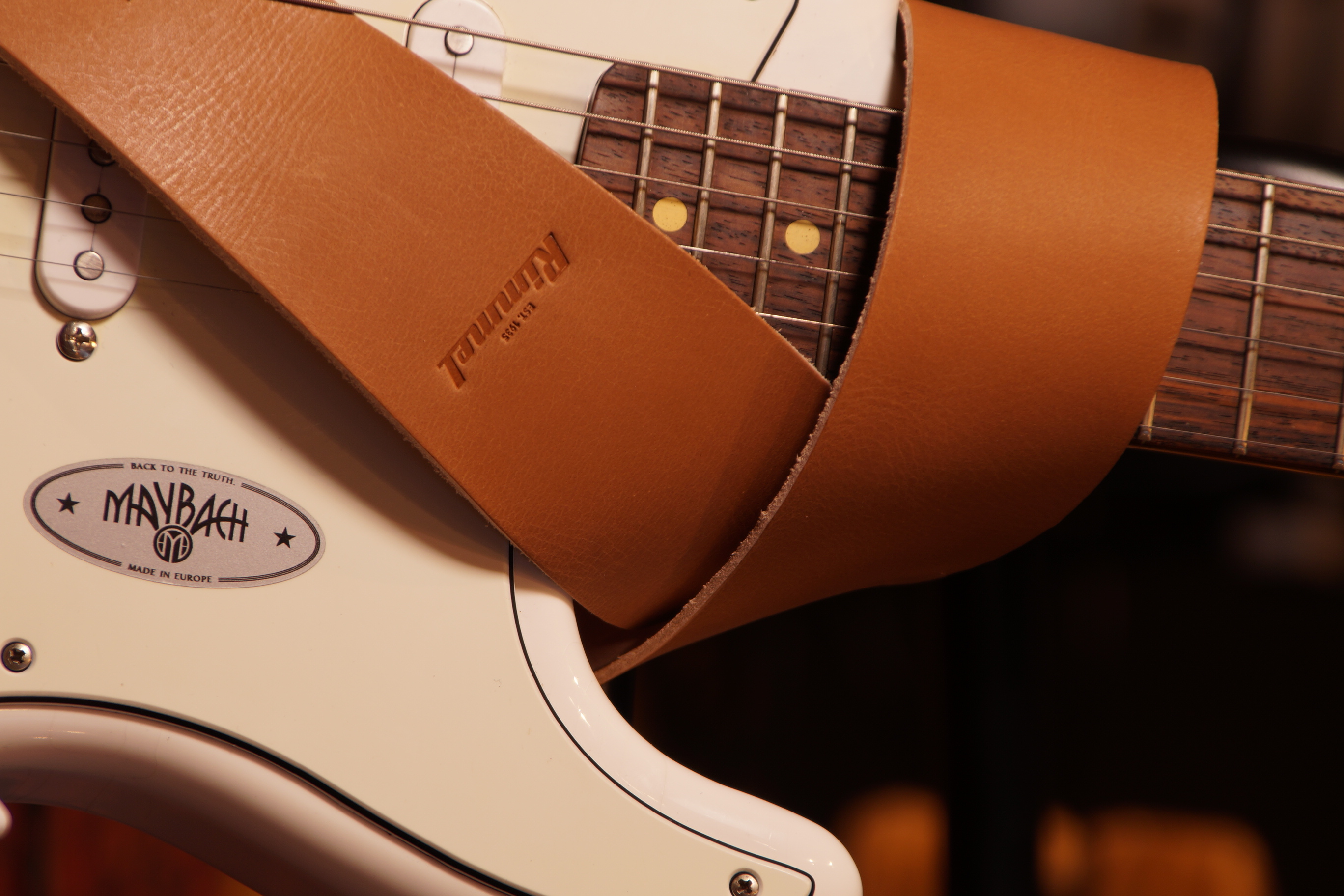 Rimmel - Leather Strap Natural