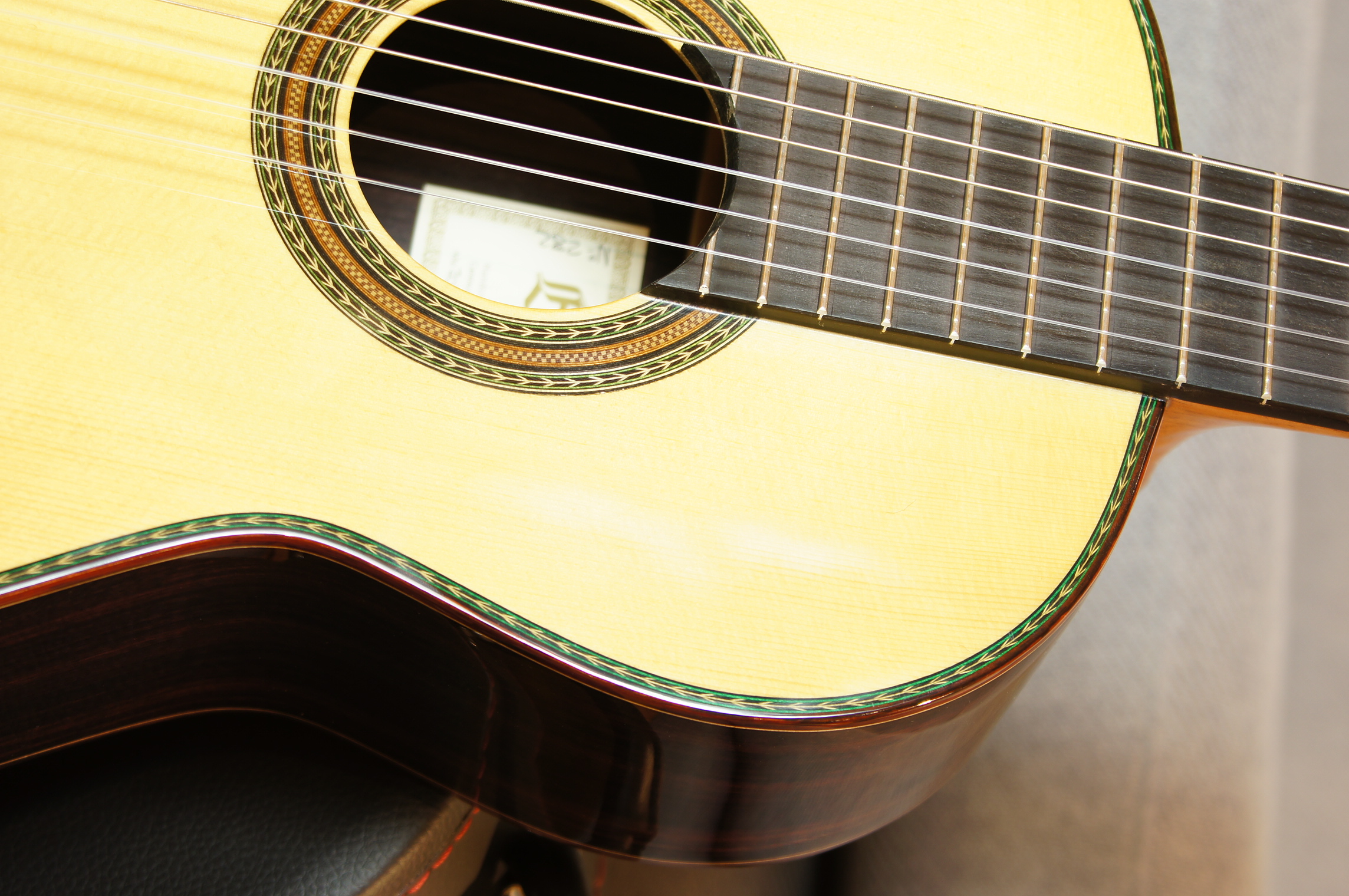 Esteve Torres Nitro inklusive Koffer