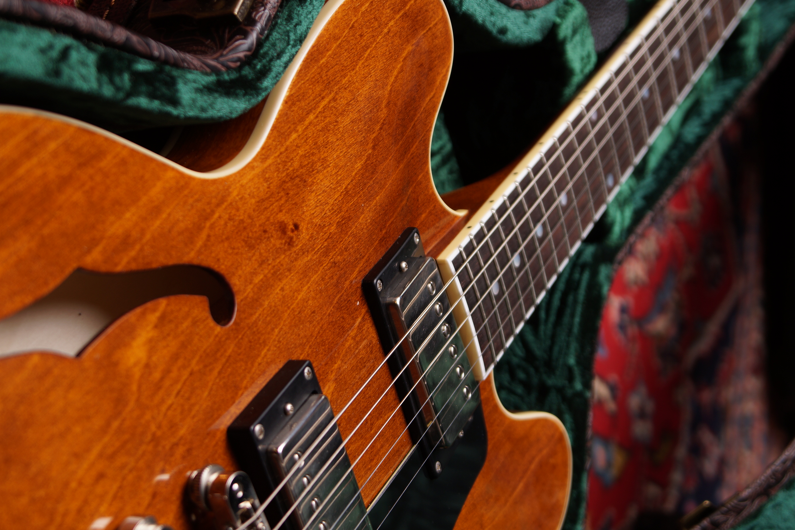 Maybach Capitol 59 Antique Walnut Aged