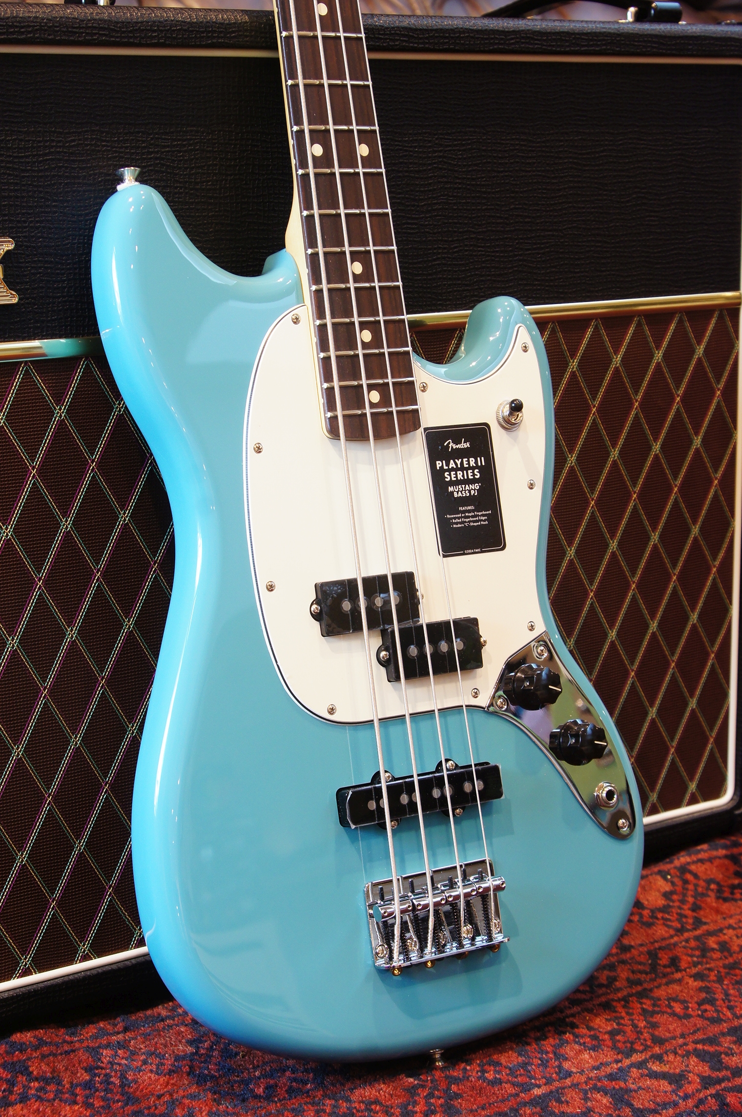 Fender Player II Mustang® Bass PJ, Rosewood Fingerboard, Aquatone Blue