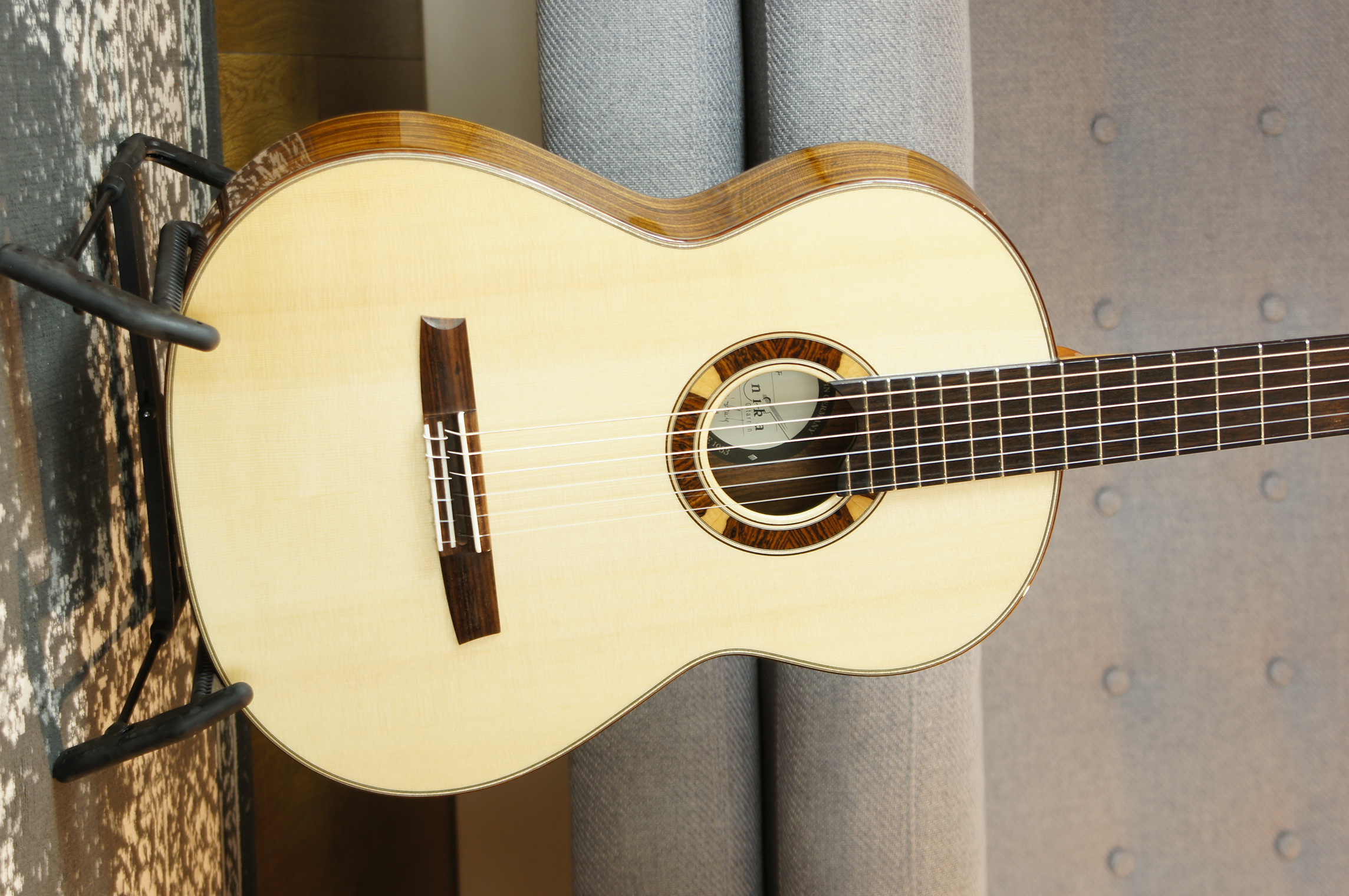 Hanika 58 BF Bocote / Fichte inklusive Koffer