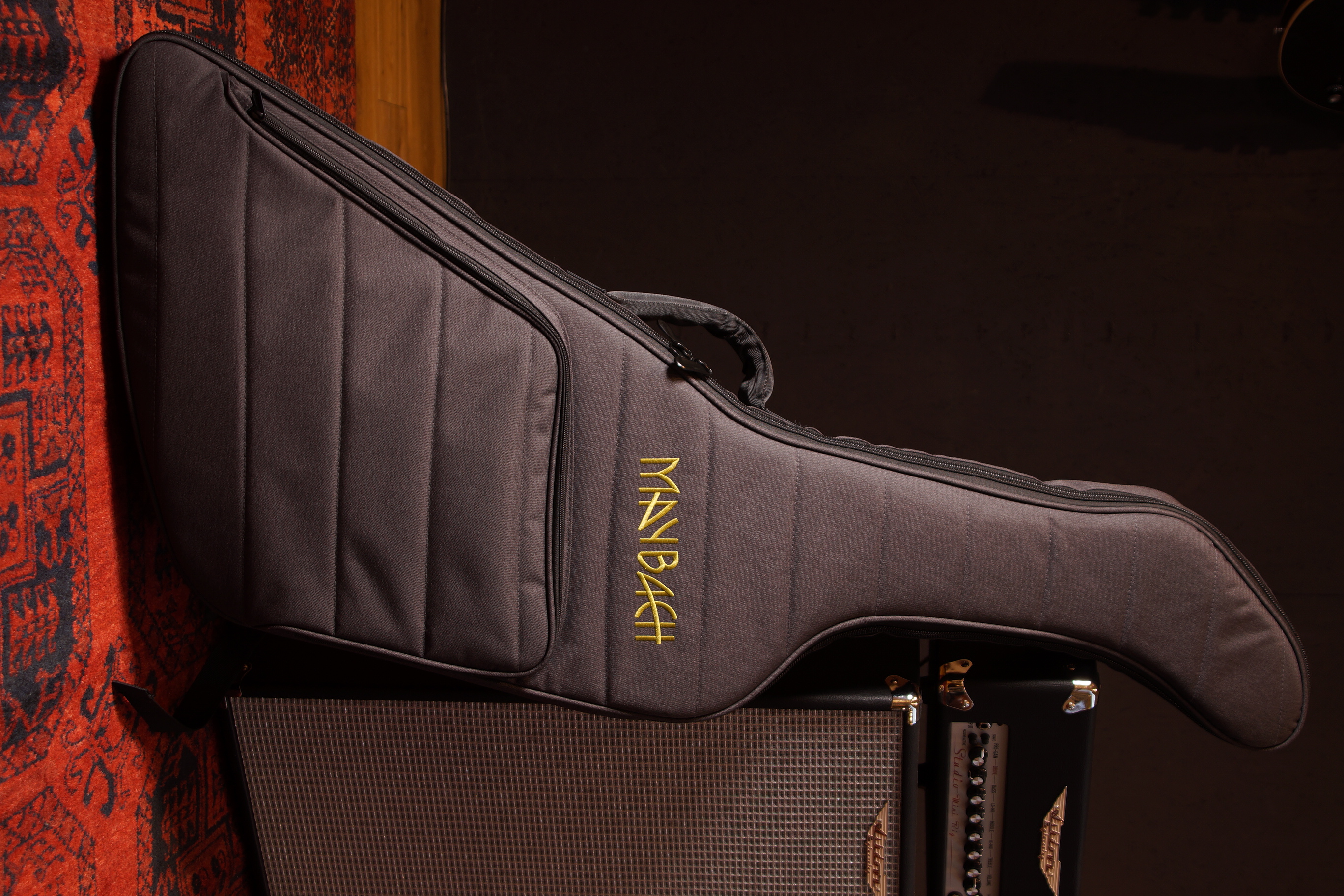 Maybach X-Wing '76 M Shoreline Gold 60 Slim Taper Neck