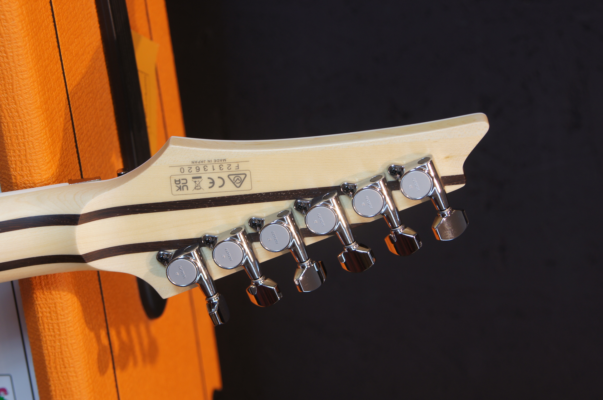 IBANEZ Prestige RG5440C-DFM E-Gitarre 6-String - Deep Forest Green Metallic + Koffer