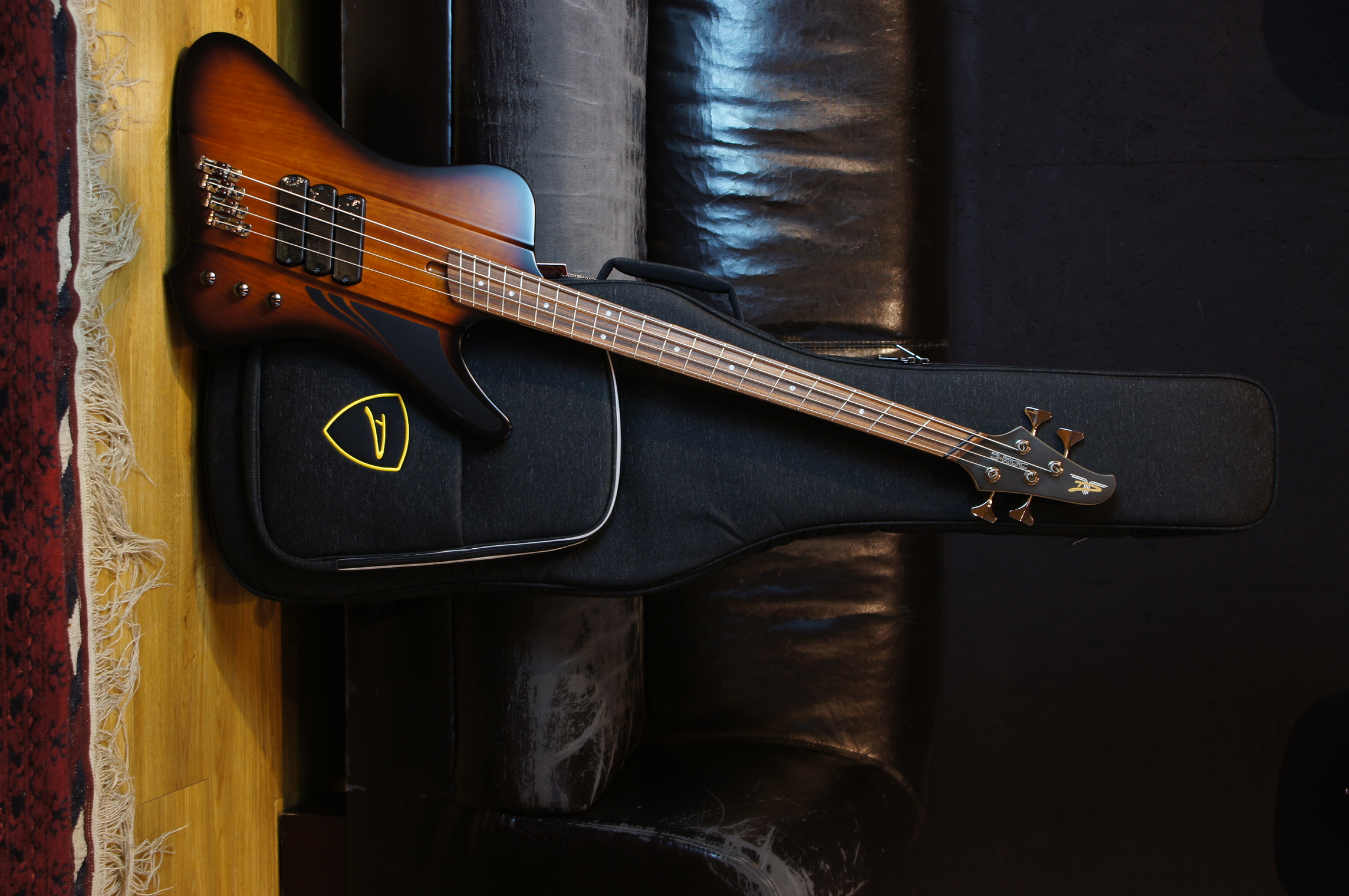 Dingwall D-Roc Standard 4-String Vintage Burst