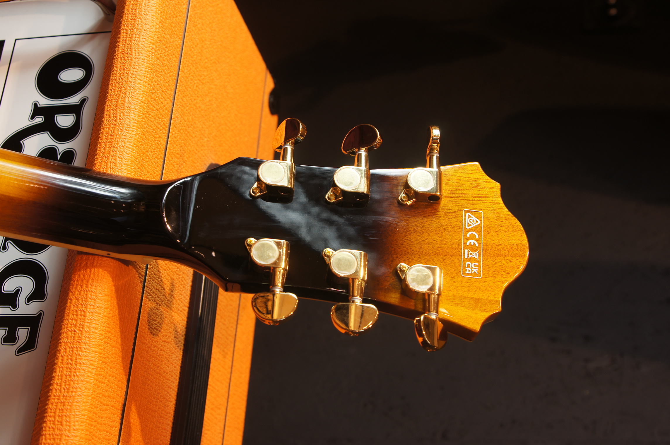 IBANEZ Artcore Express. 6-Str Antique Yellow Sunburst