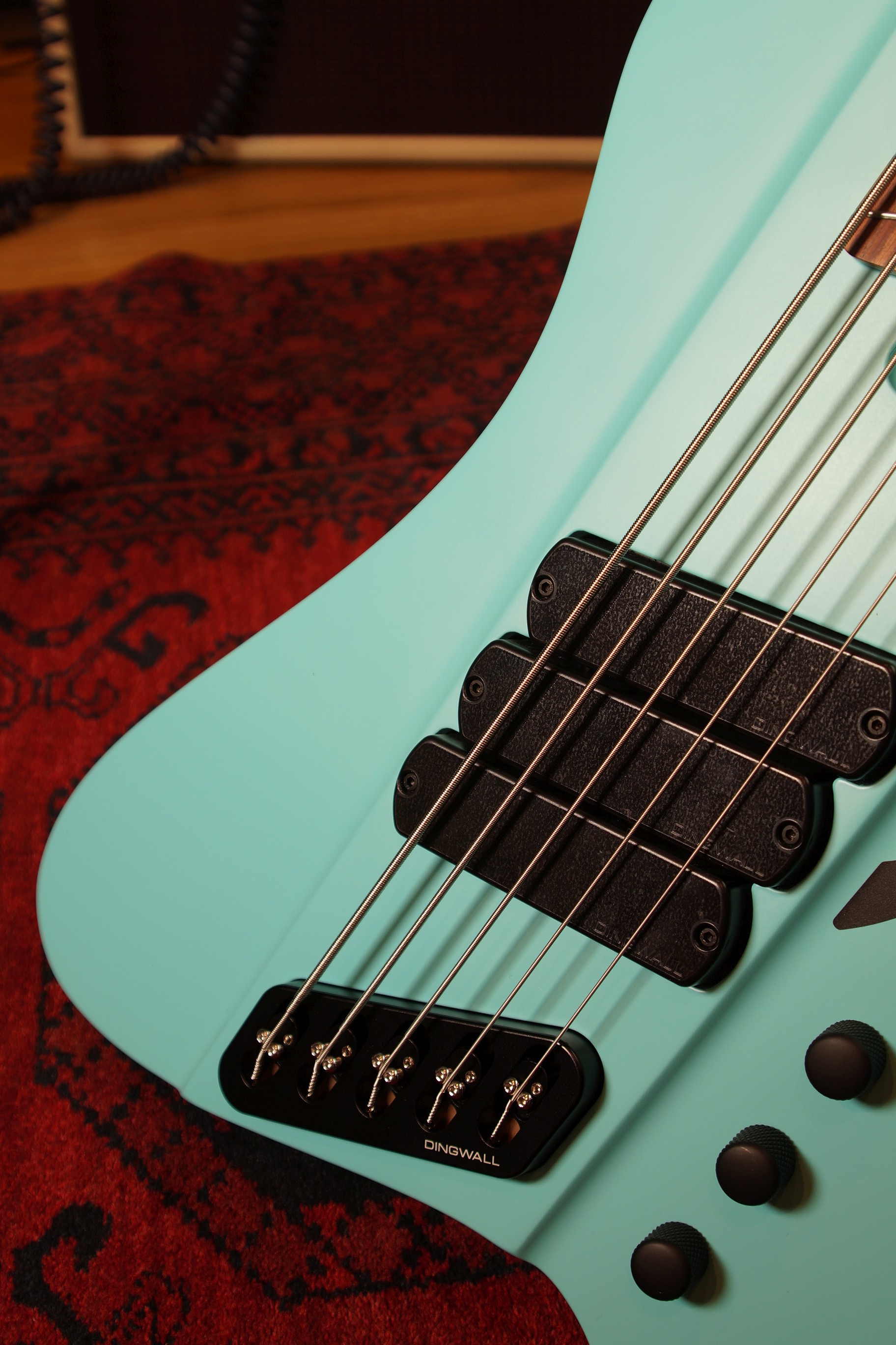 Dingwall D-Roc Standard 5-String Matte Celestial Blue