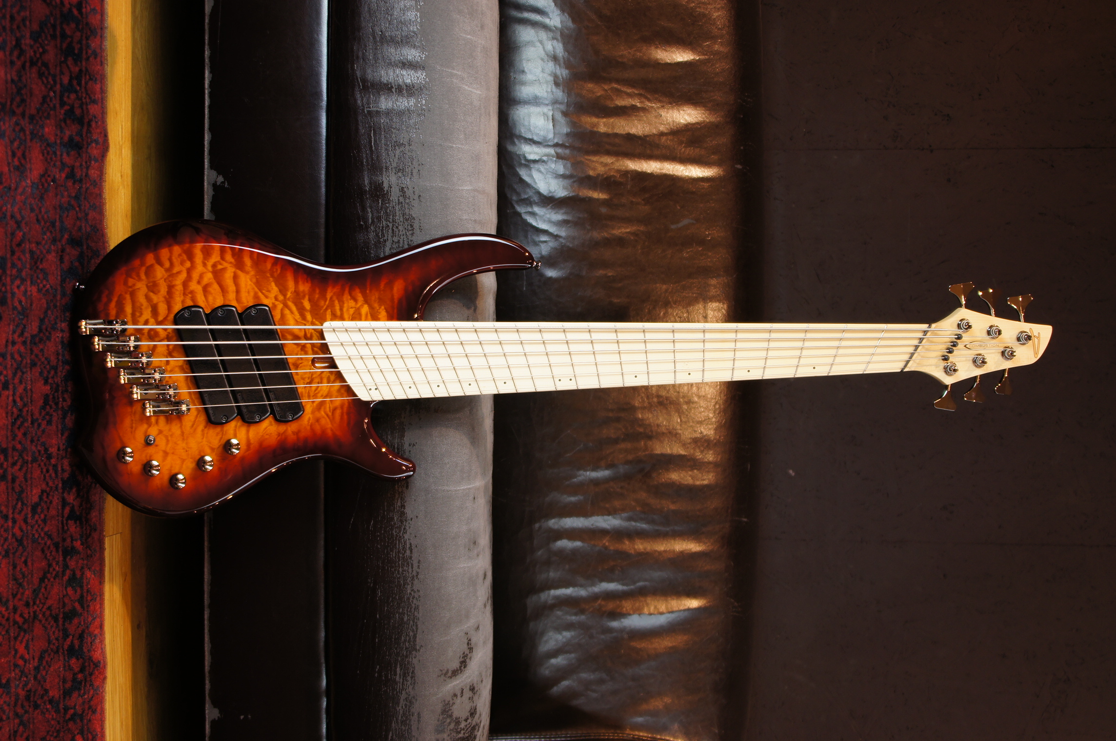 Dingwall CB3 Combustion 6-String 3 Pickups Mapleneck Vintage Burst