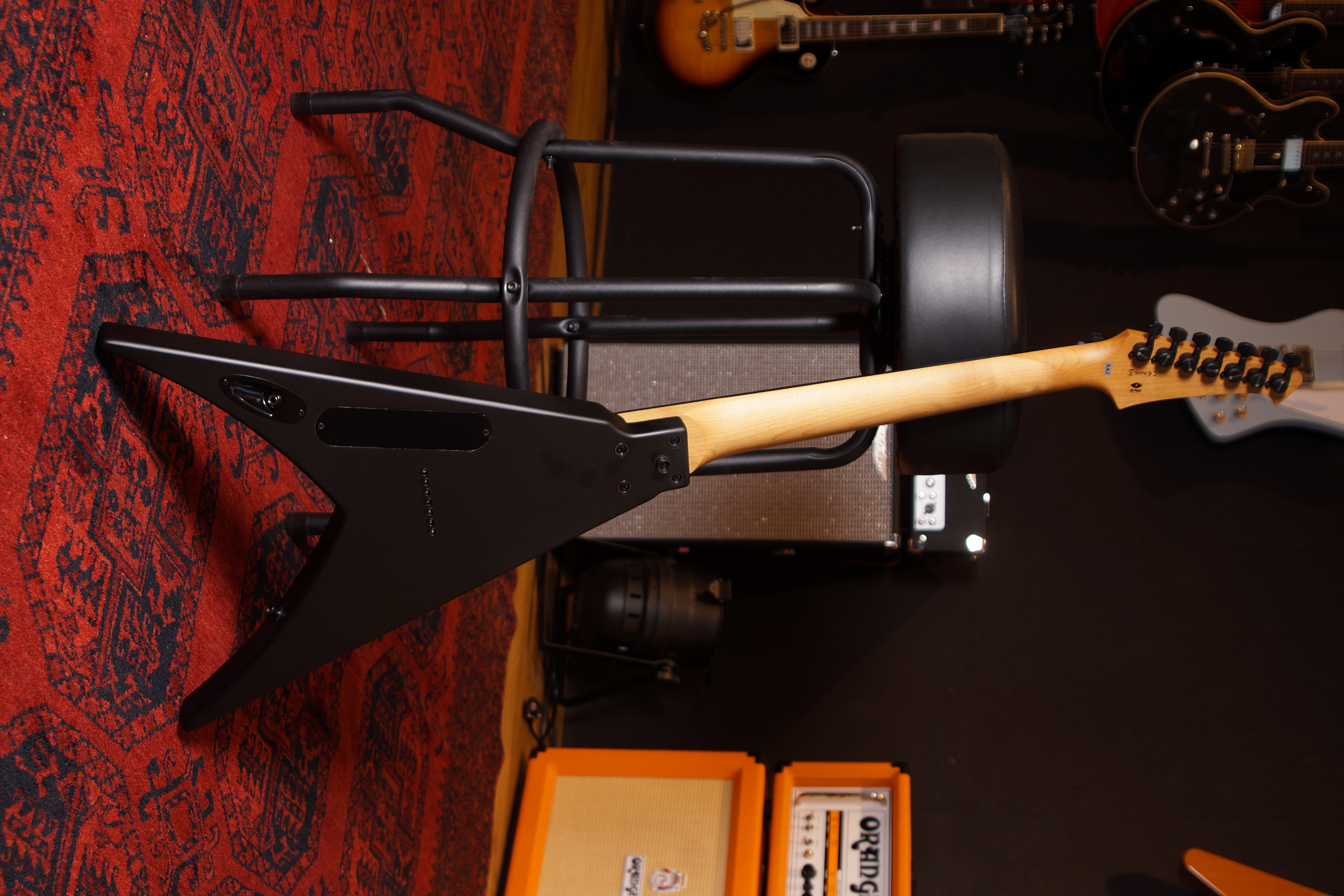 SPIRA Guitars V-407 MBK Satin Black