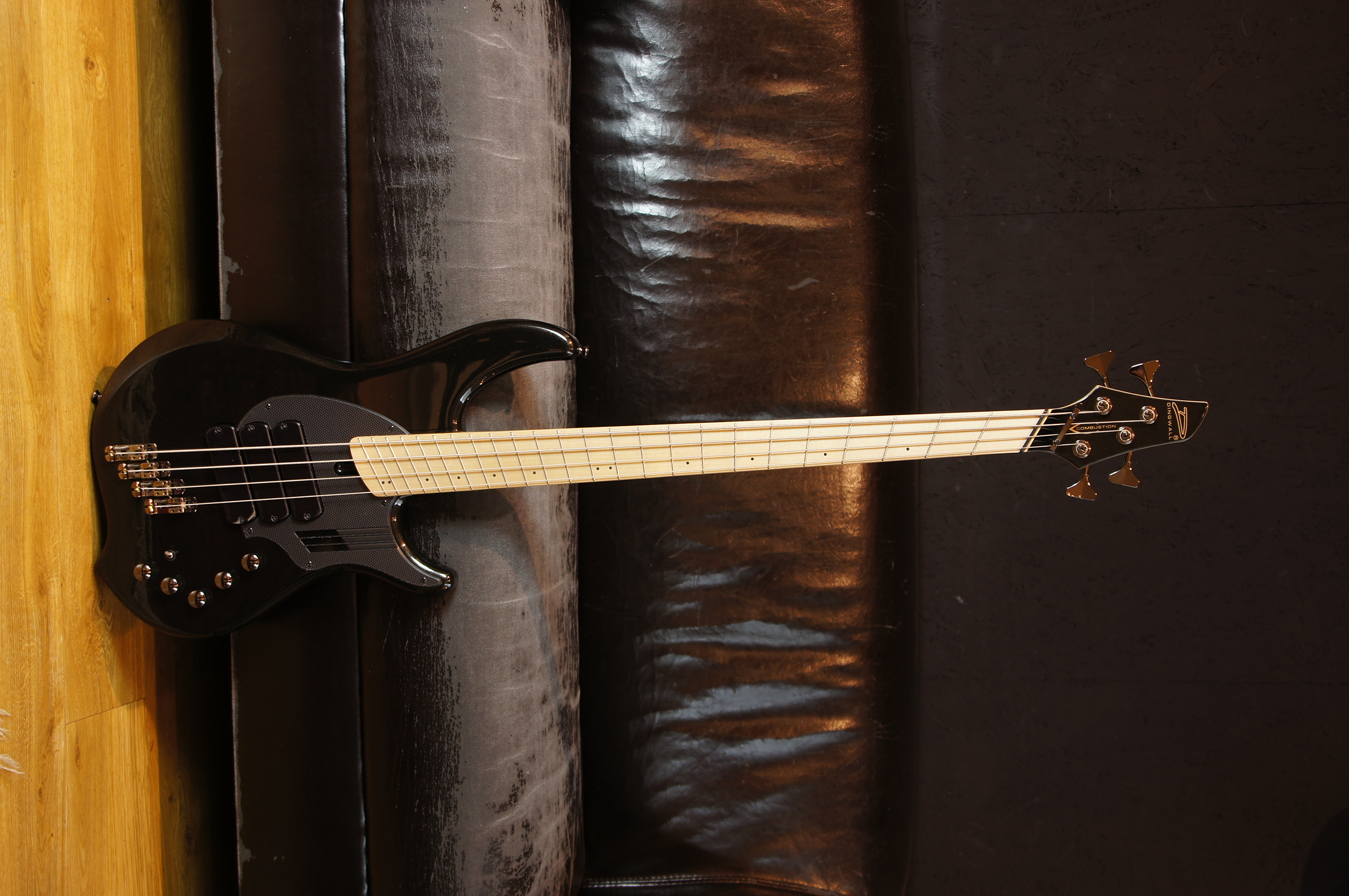 Dingwall NG3 "Nolly" Signature 4-string Bass Metallic Black