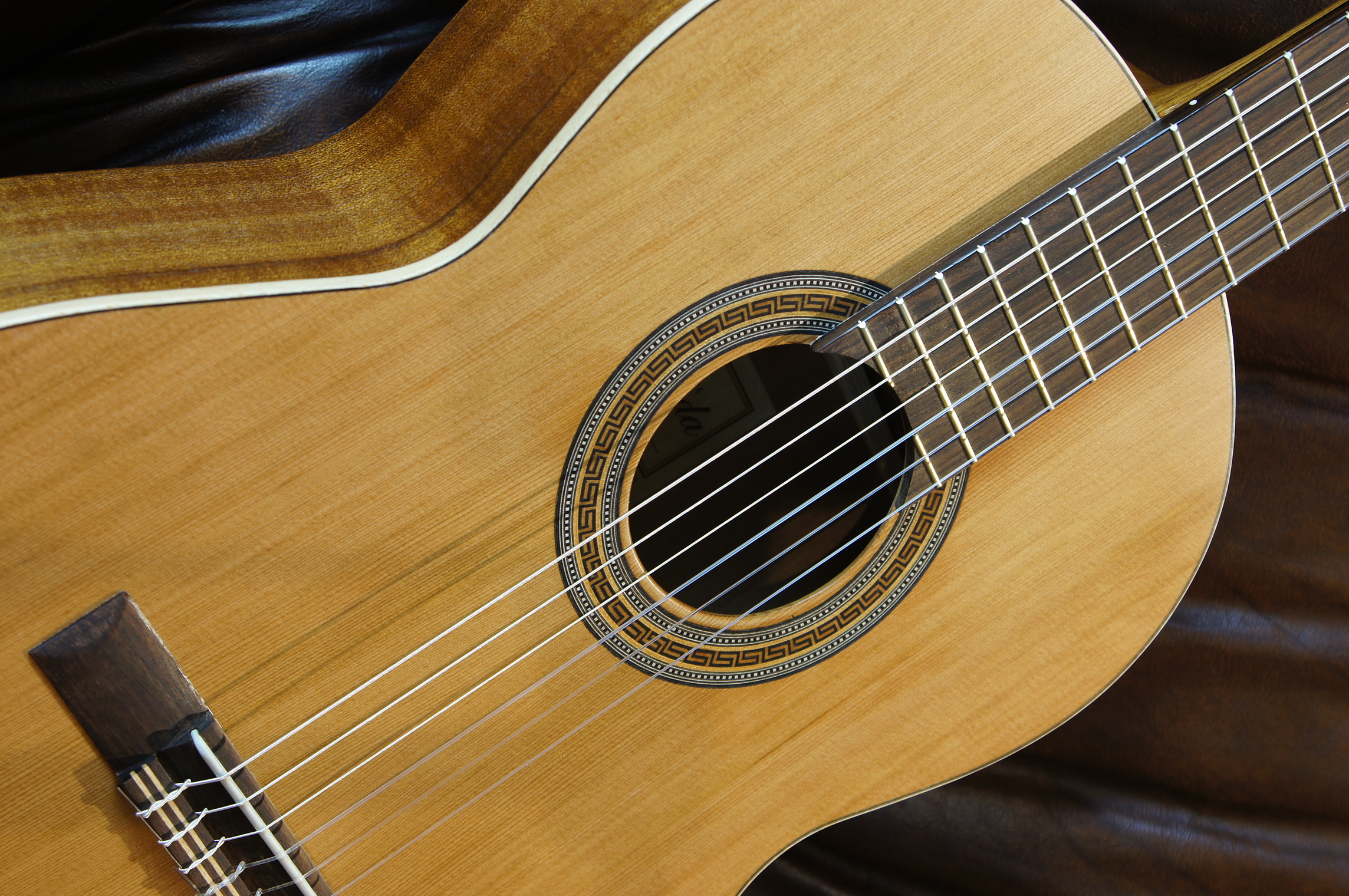 Granada 1/65 Z Open Pore 4/4