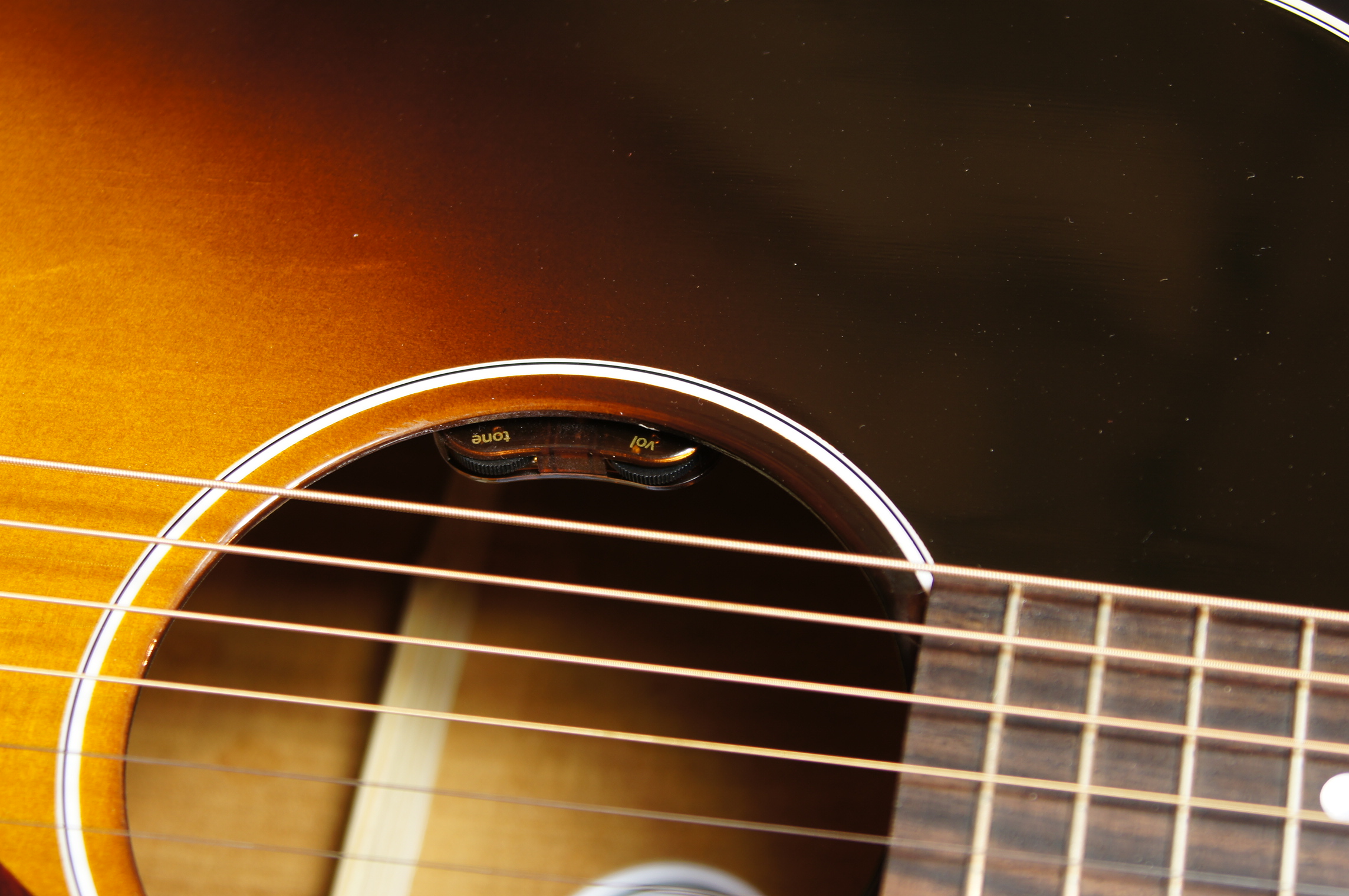 Gibson J-45 Standard Vintage Sunburst