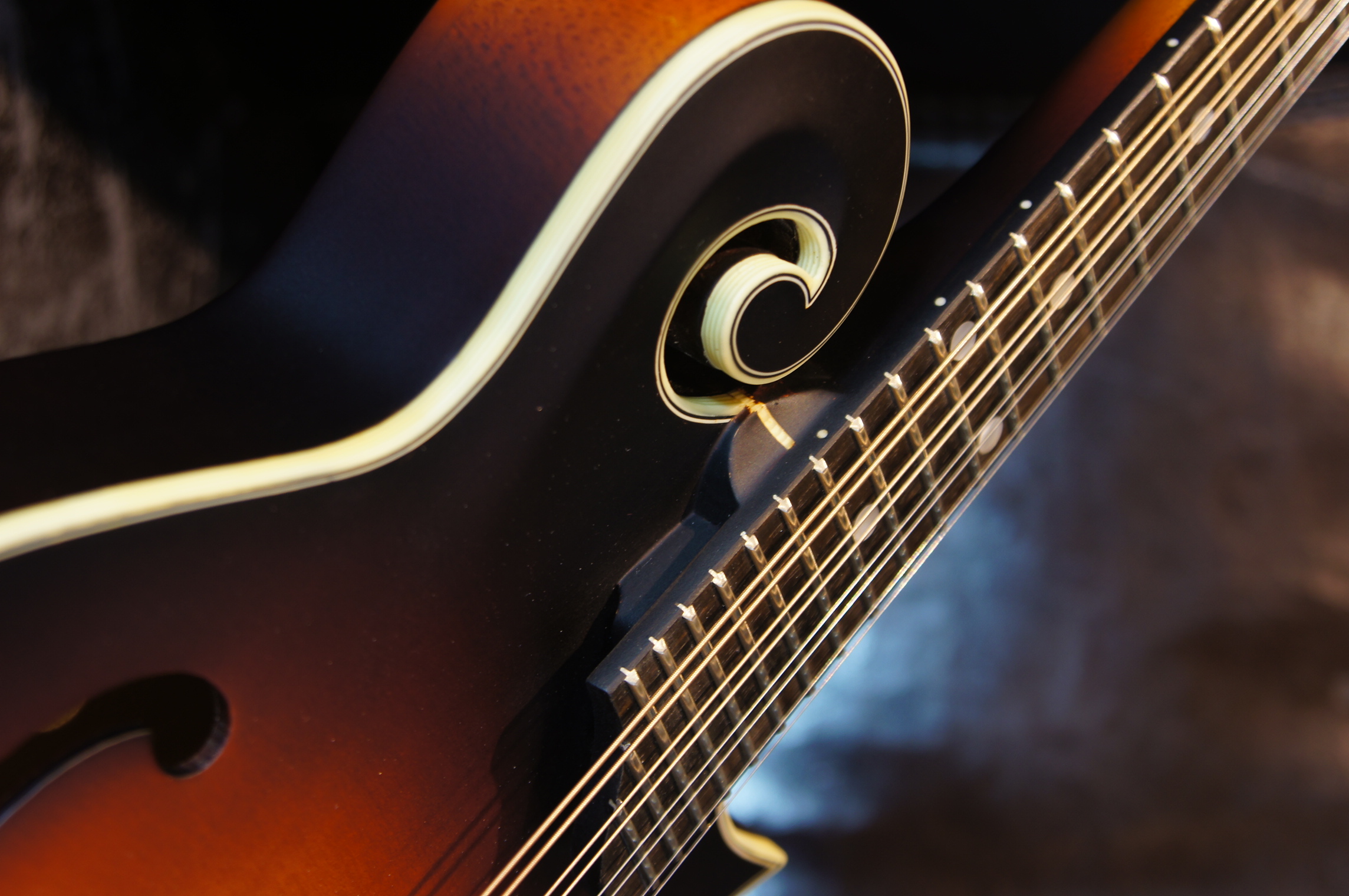 Eastman MD315E-SB F-Style Mandoline mit Tonabnehmer