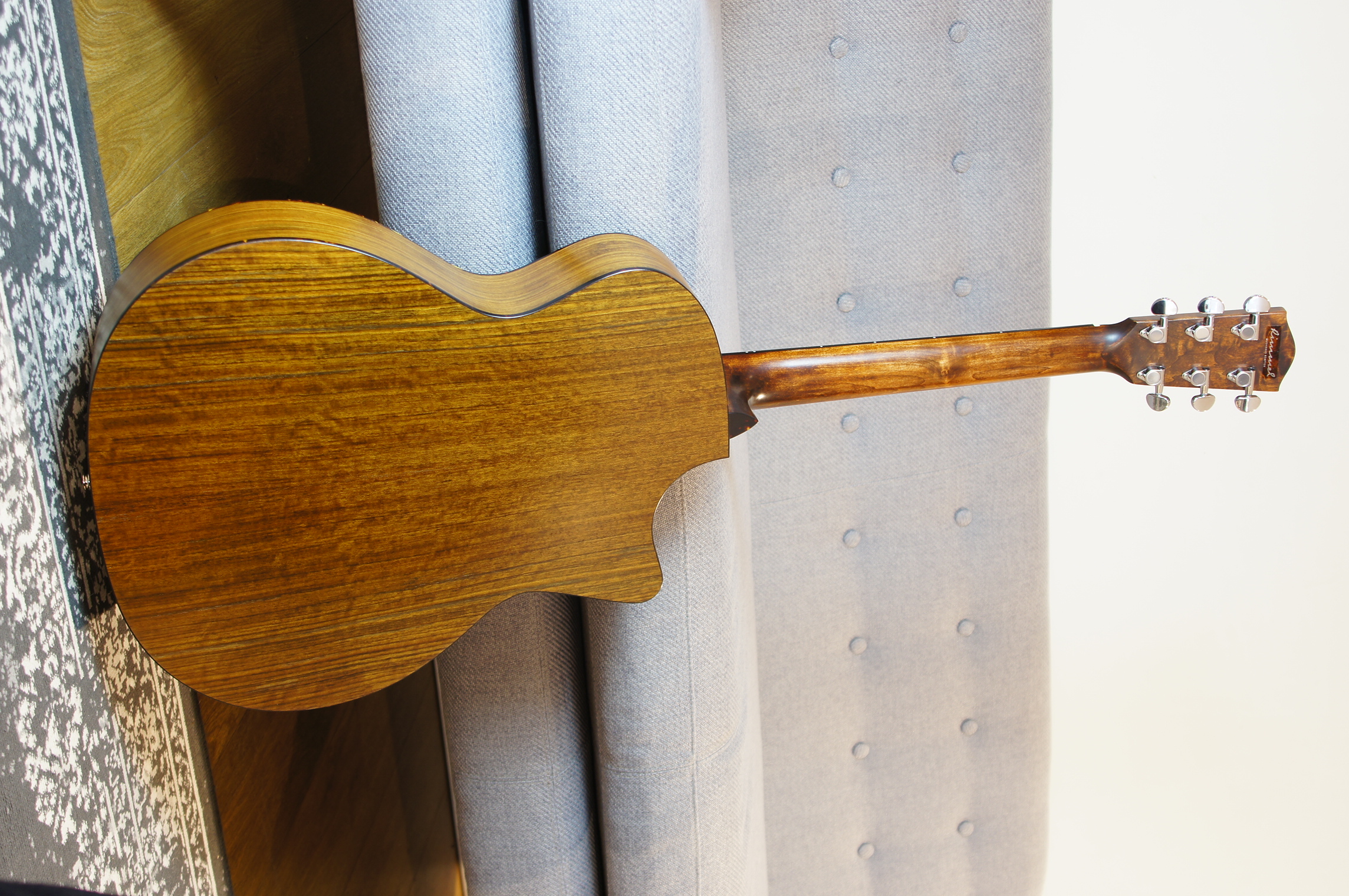 Eastman AC222LCE Linkshänder mit Tonabnehmer inklusive Gigbag