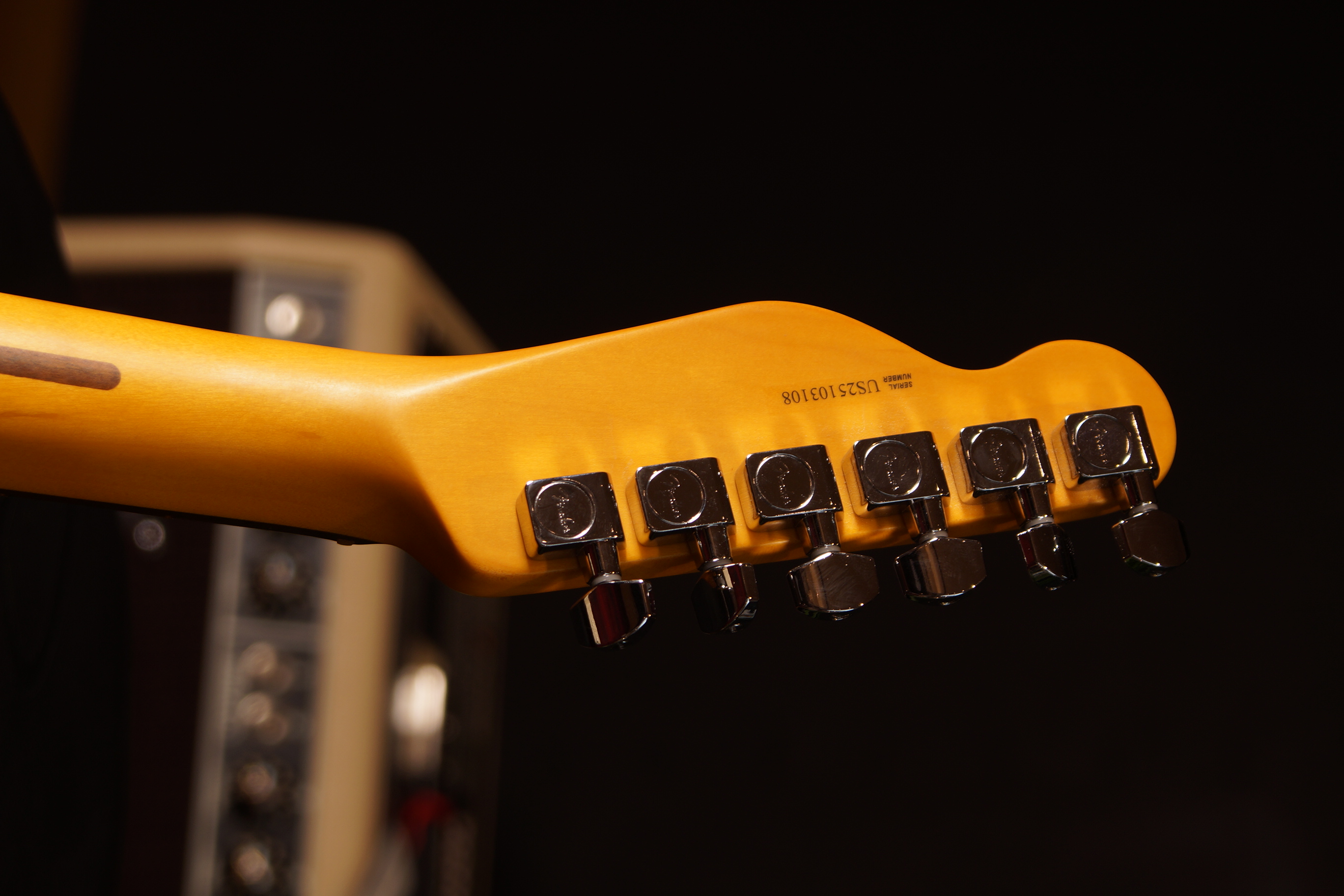 Fender American Professional II Telecaster®, Rosewood Fingerboard, Olympic White
