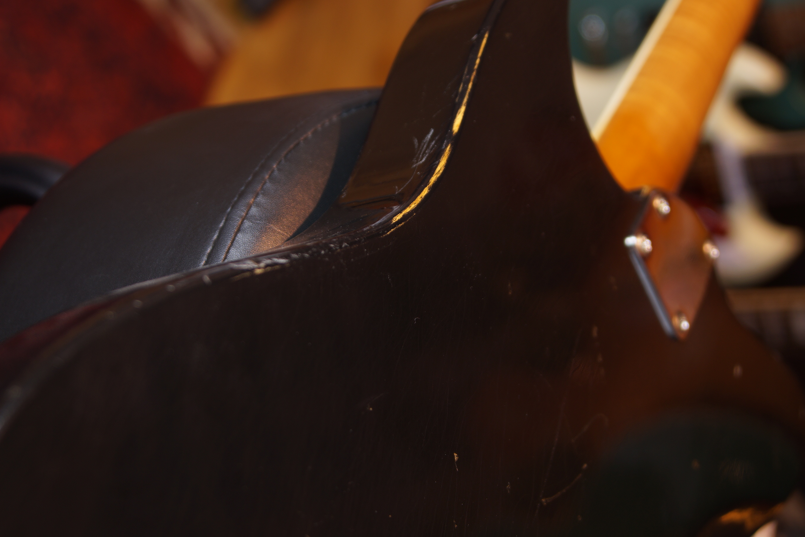 Atkin Electric Mindhorn Deluxe black aged