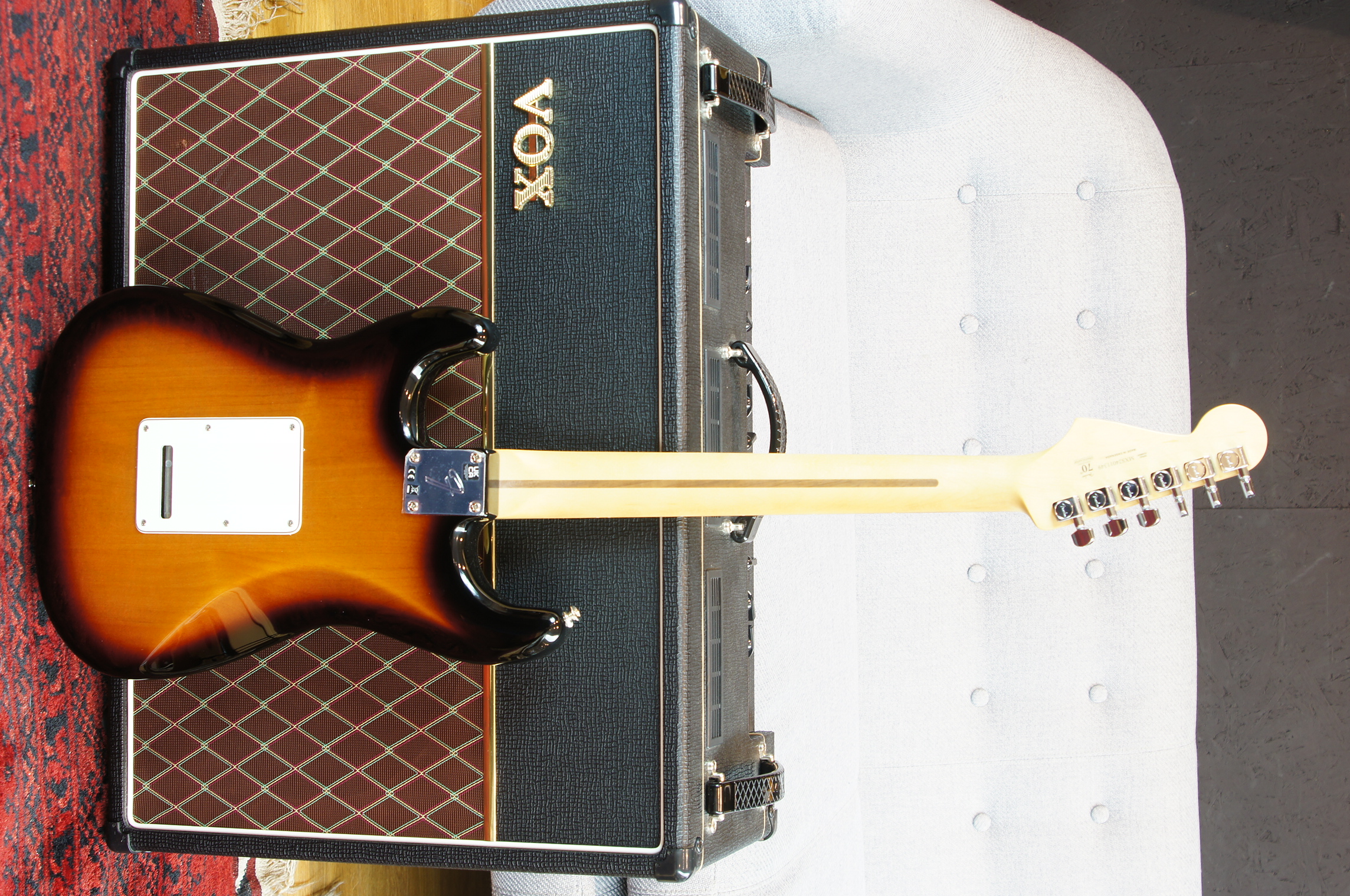 Fender Player Stratocaster, Pau Ferro Fingerboard, Anniversary 2-Color Sunburst