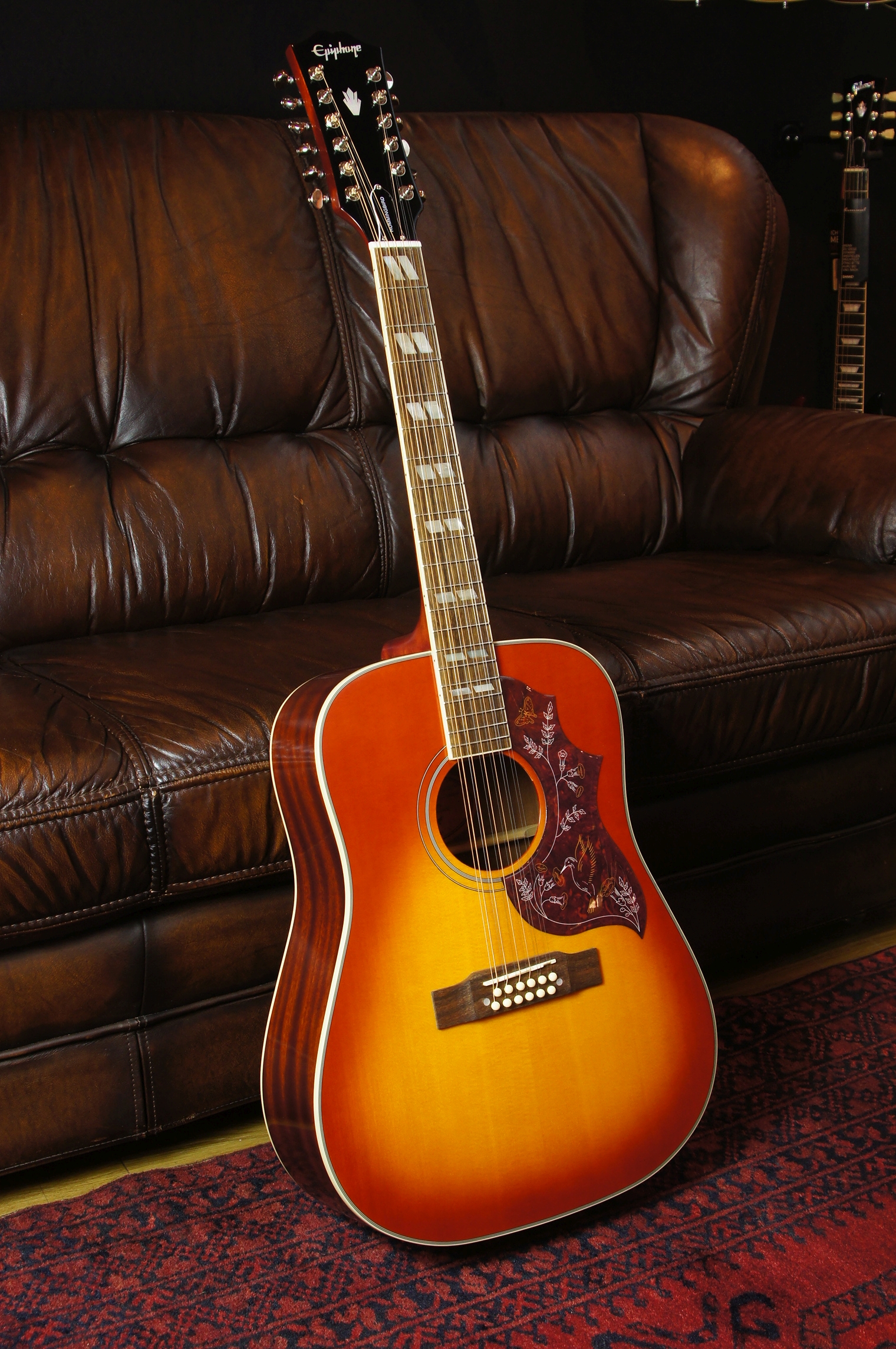 Epiphone inspired by Gibson Hummingbird 12-String Aged Cherry Sunburst Gloss vollmssiv