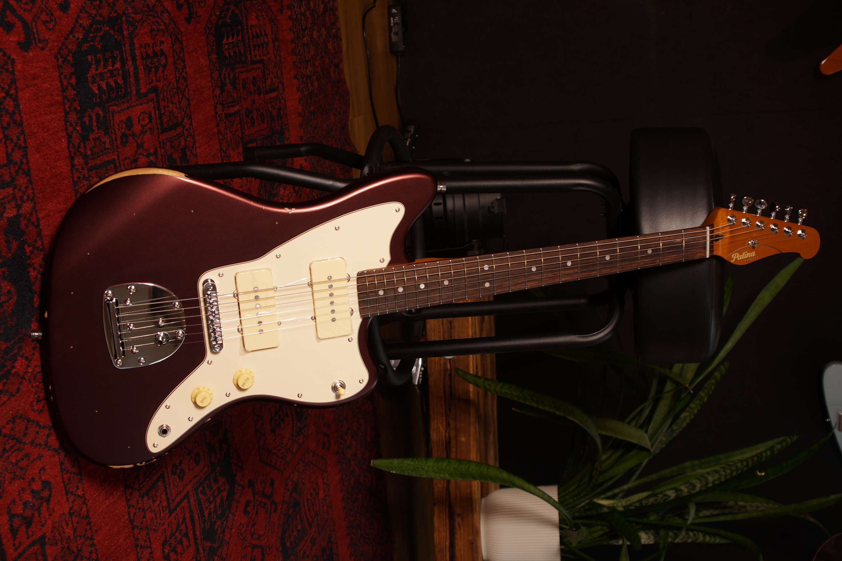 Patina Guitars PJ-6 OX B R Oxblood Relic