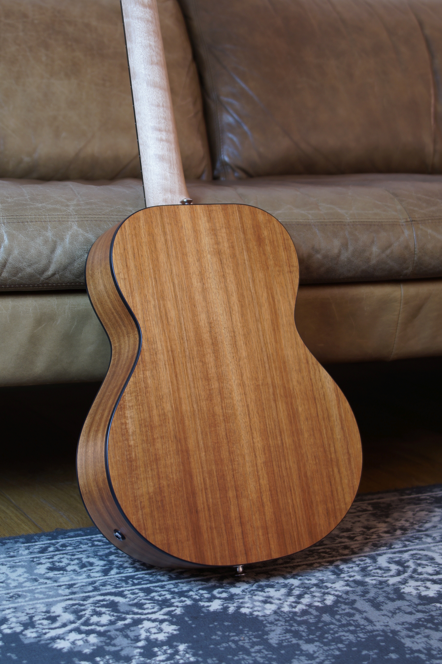 Maton EMBW 6 Mini