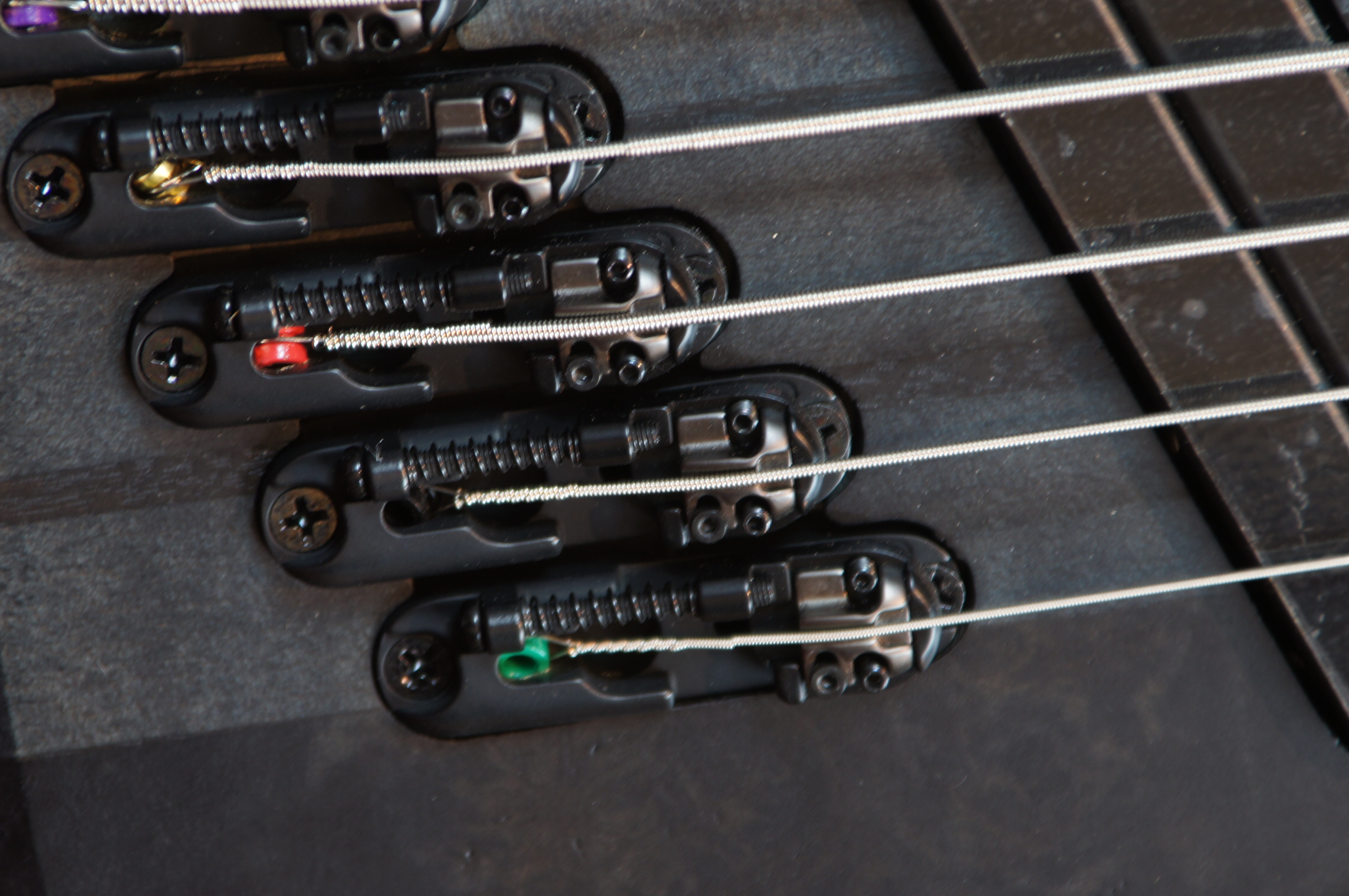 IBANEZ BTB 5-Str Transparent Gray Flat Multi Scale, incl. Case - B-Stock