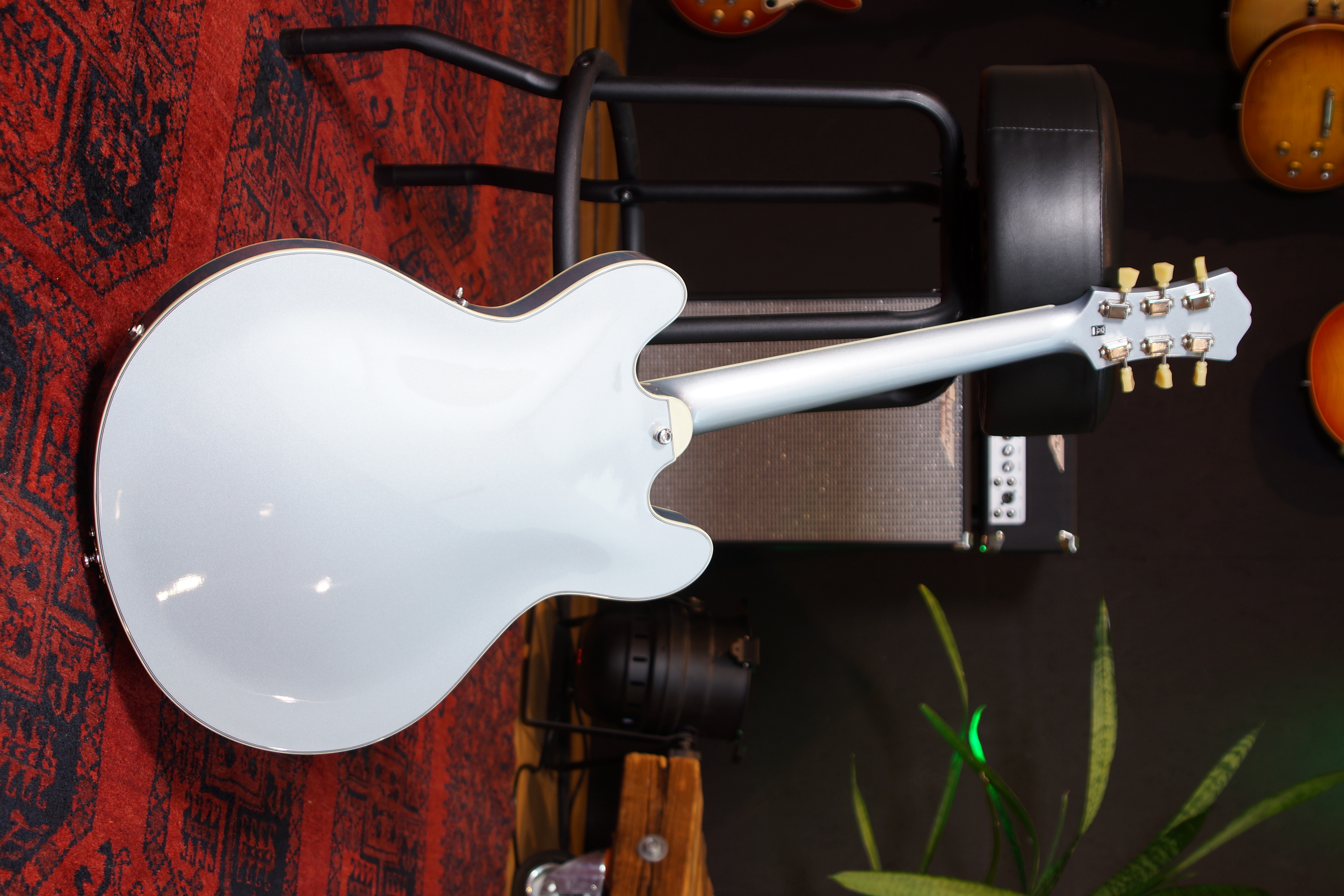Eastman T64 Trapeze Iced Blue Metallic inkl. Tasche