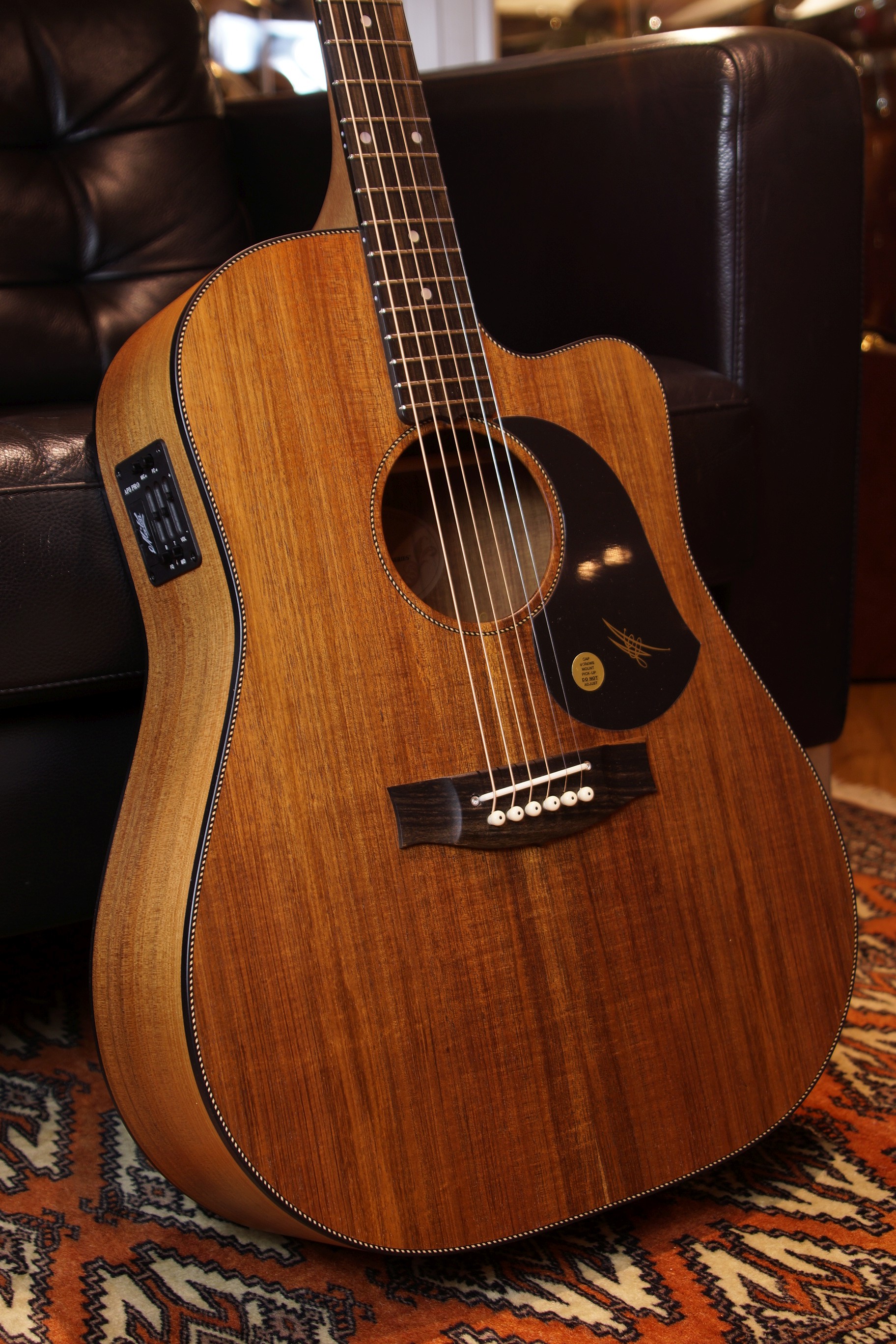 Maton EBW 70 C Blackwood