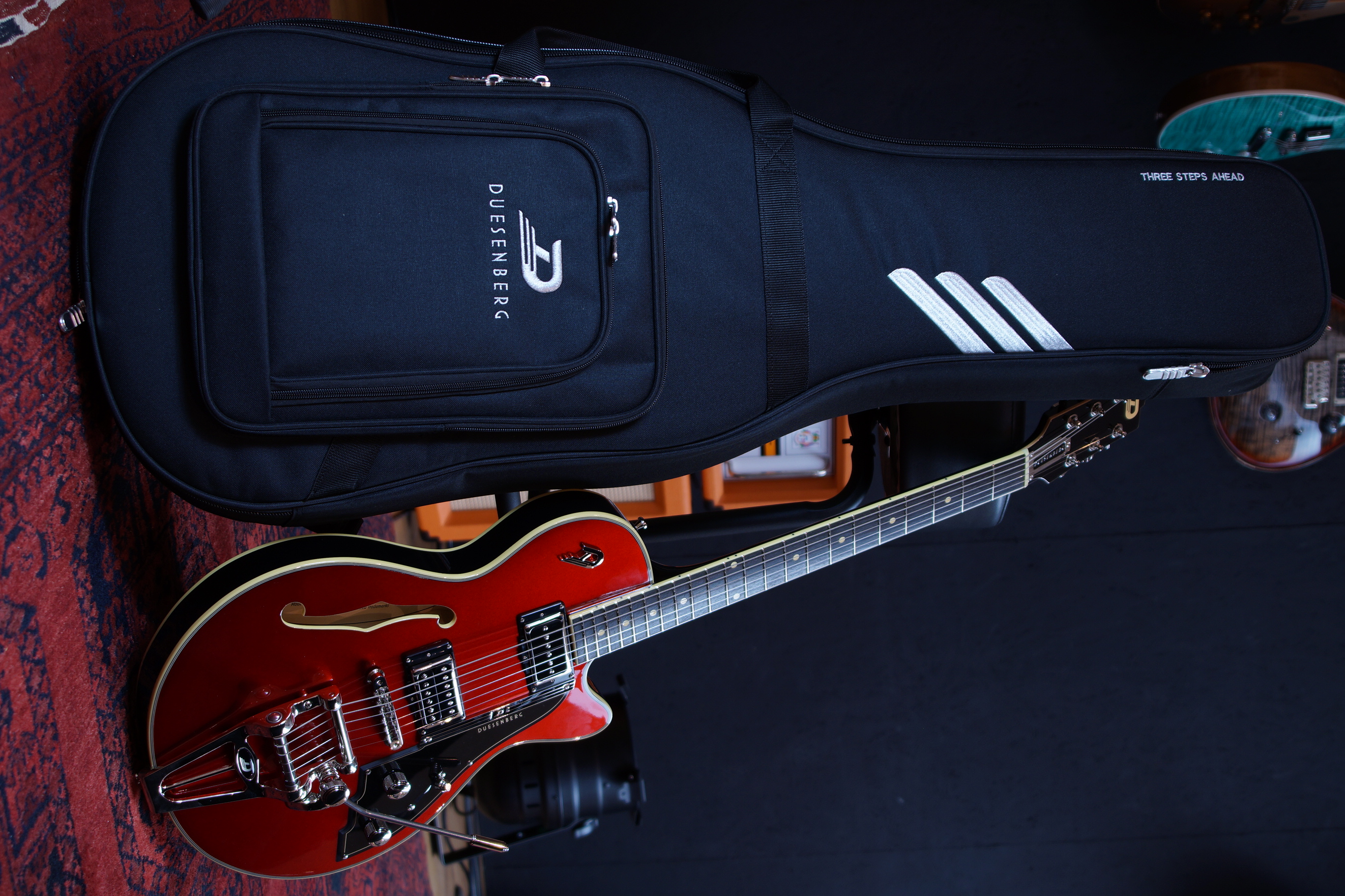 Duesenberg Starplayer III Catalina Red B-Stock inkl. Gigbag