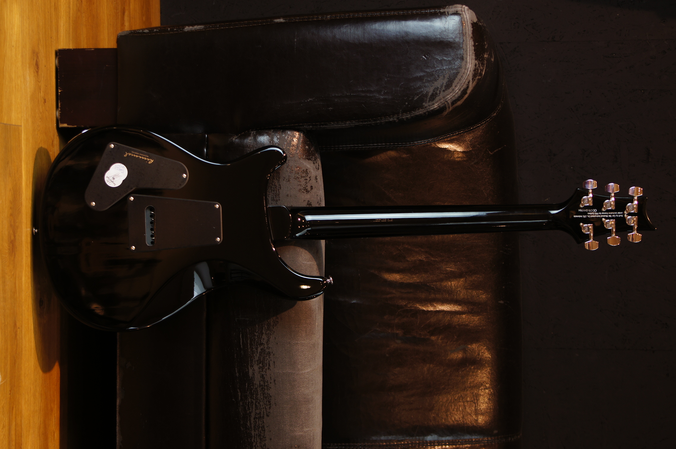 PRS SE Custom 24 - Black Gold Burst