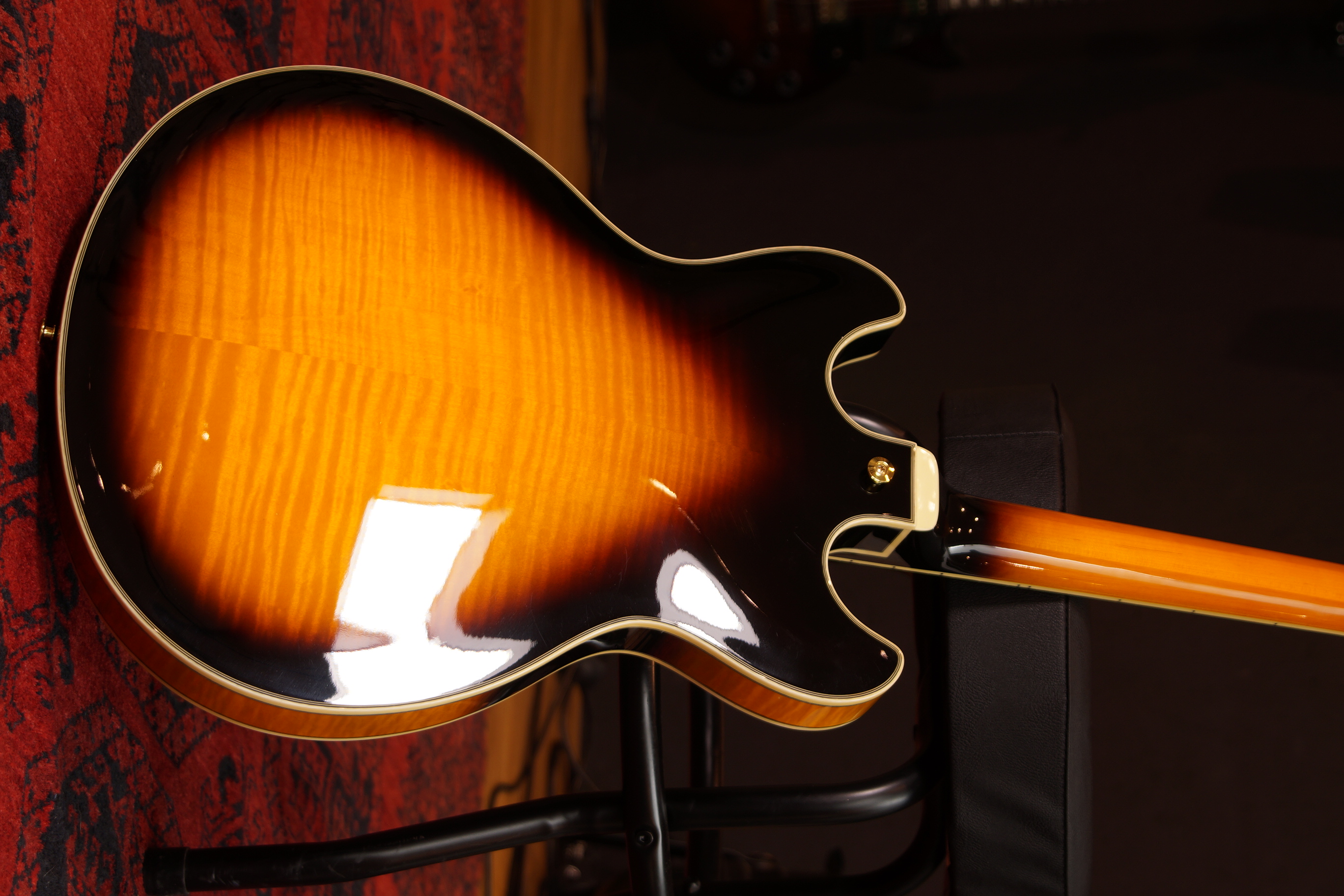 IBANEZ John Scofield Signature - Vintage Yellow Sunburst + Koffer, B-Stock