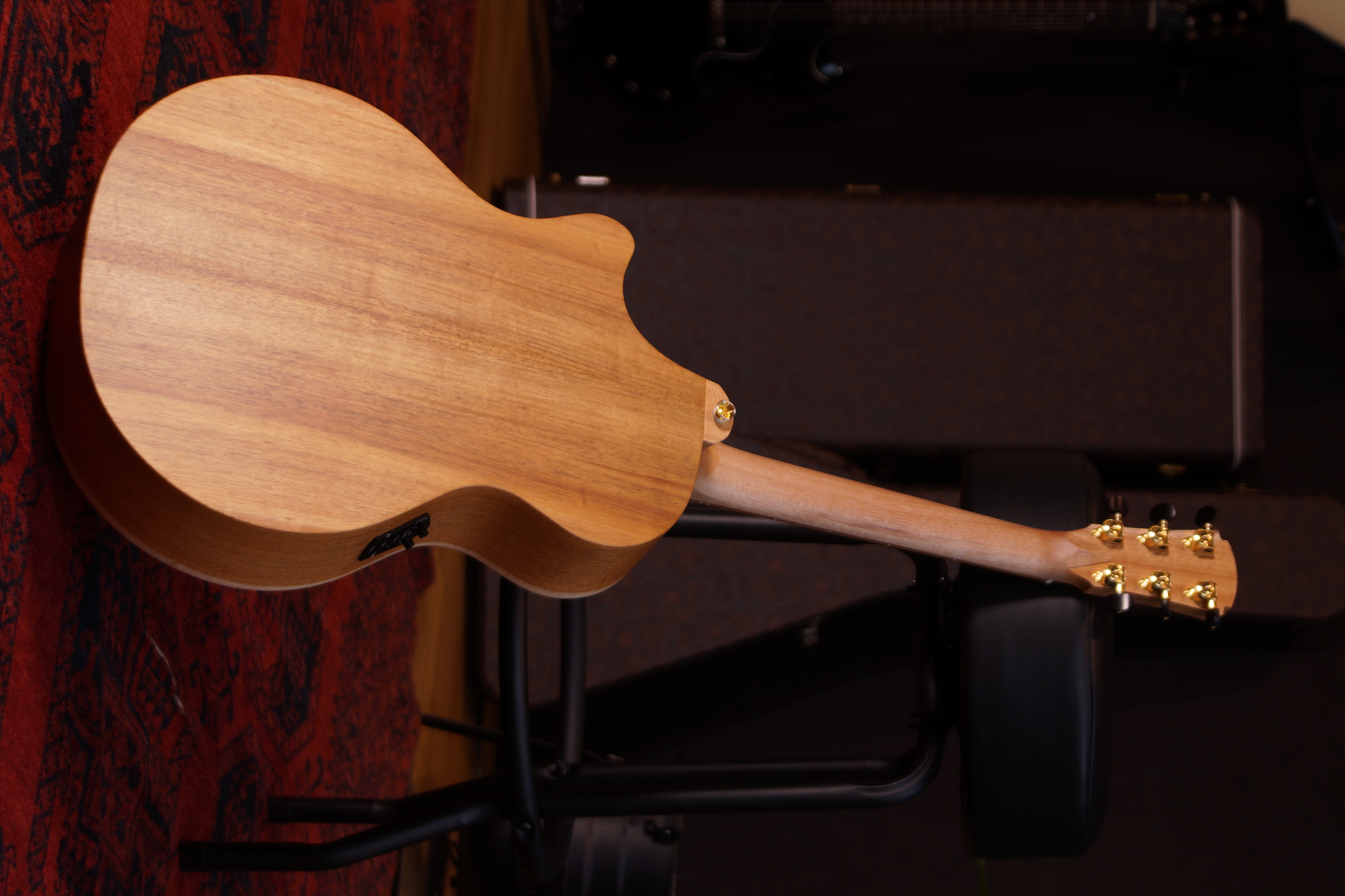 Cole Clark Maneli Jamal Signature Model AN2EC-BB-MJ