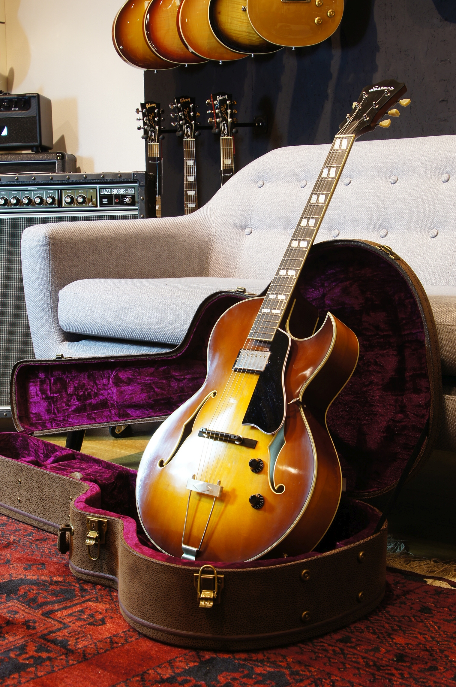 Eastman T49D/V-GB Archtop Goldburst aged