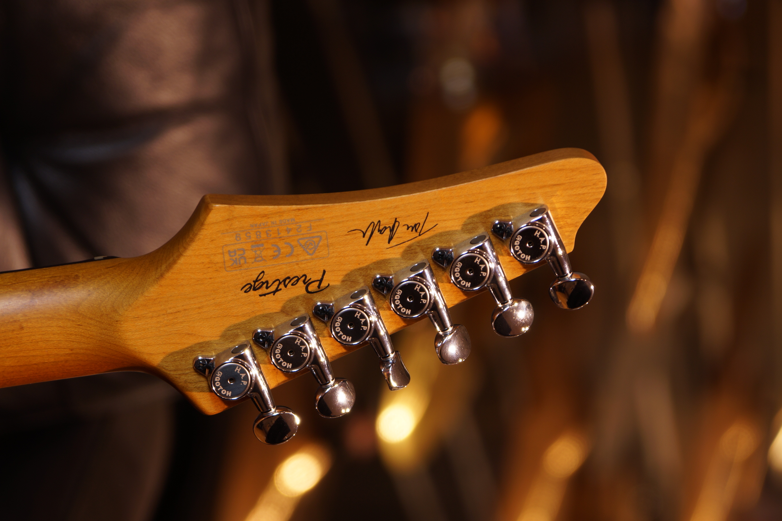 IBANEZ Tom Quayle Signature Charcoal Black Burst Flat B- Stock inkl. Koffer