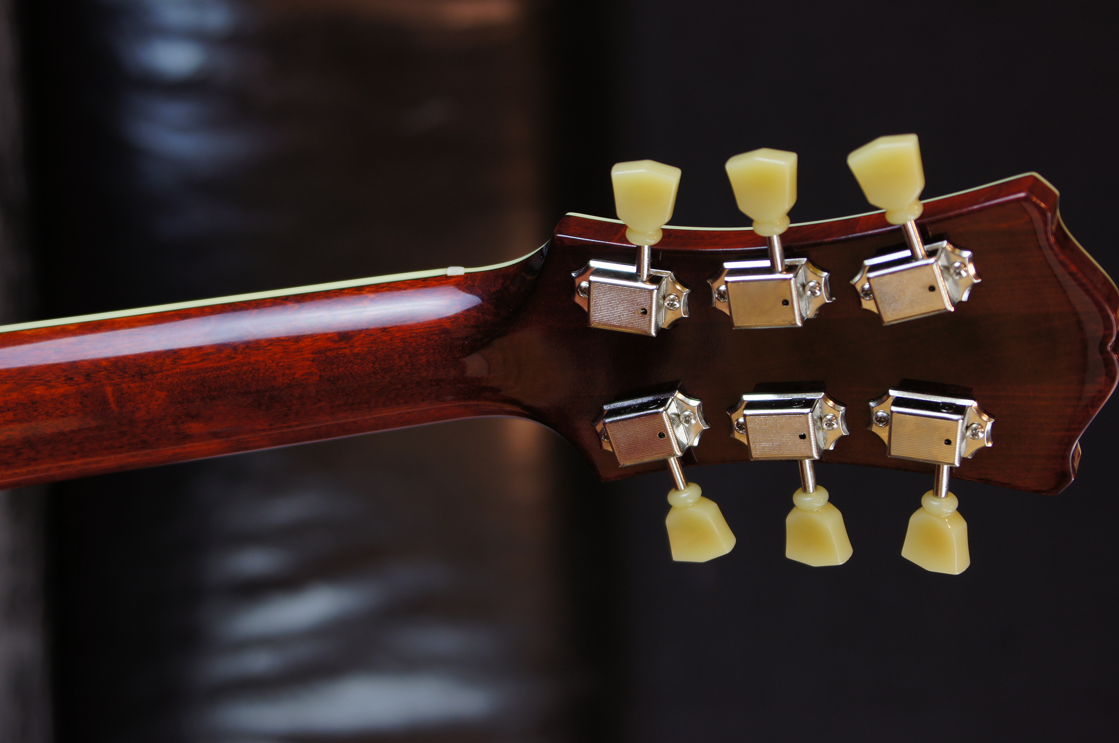 Eastman T486 Classic - inklusive Case