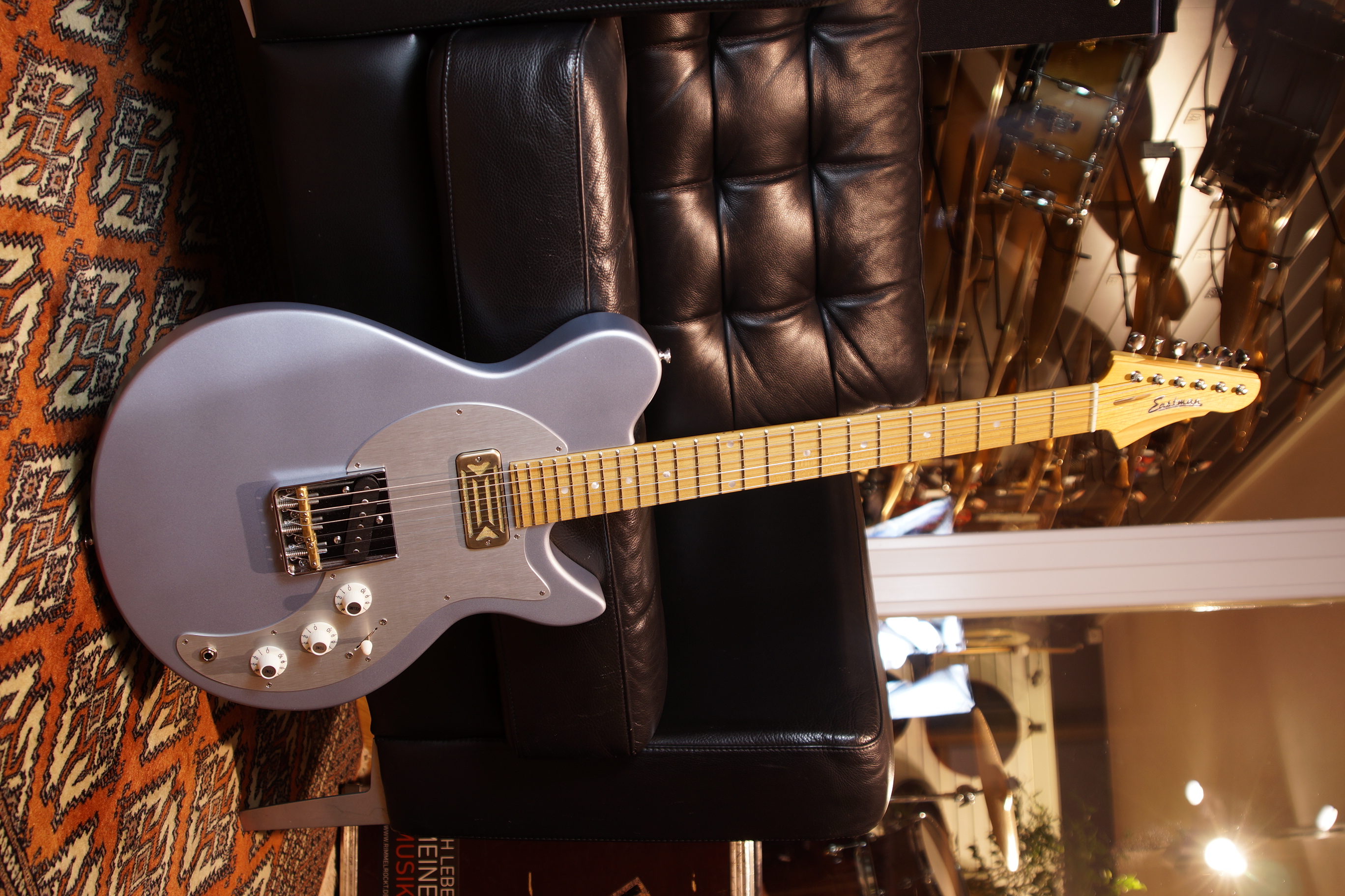 Eastman FullerTone SC 52 Ice Blue Metallic B-Stock