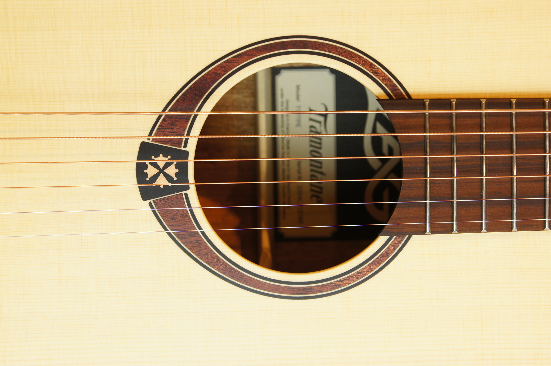 LAG Tramontane 177 Parlor, Satin, Pickup