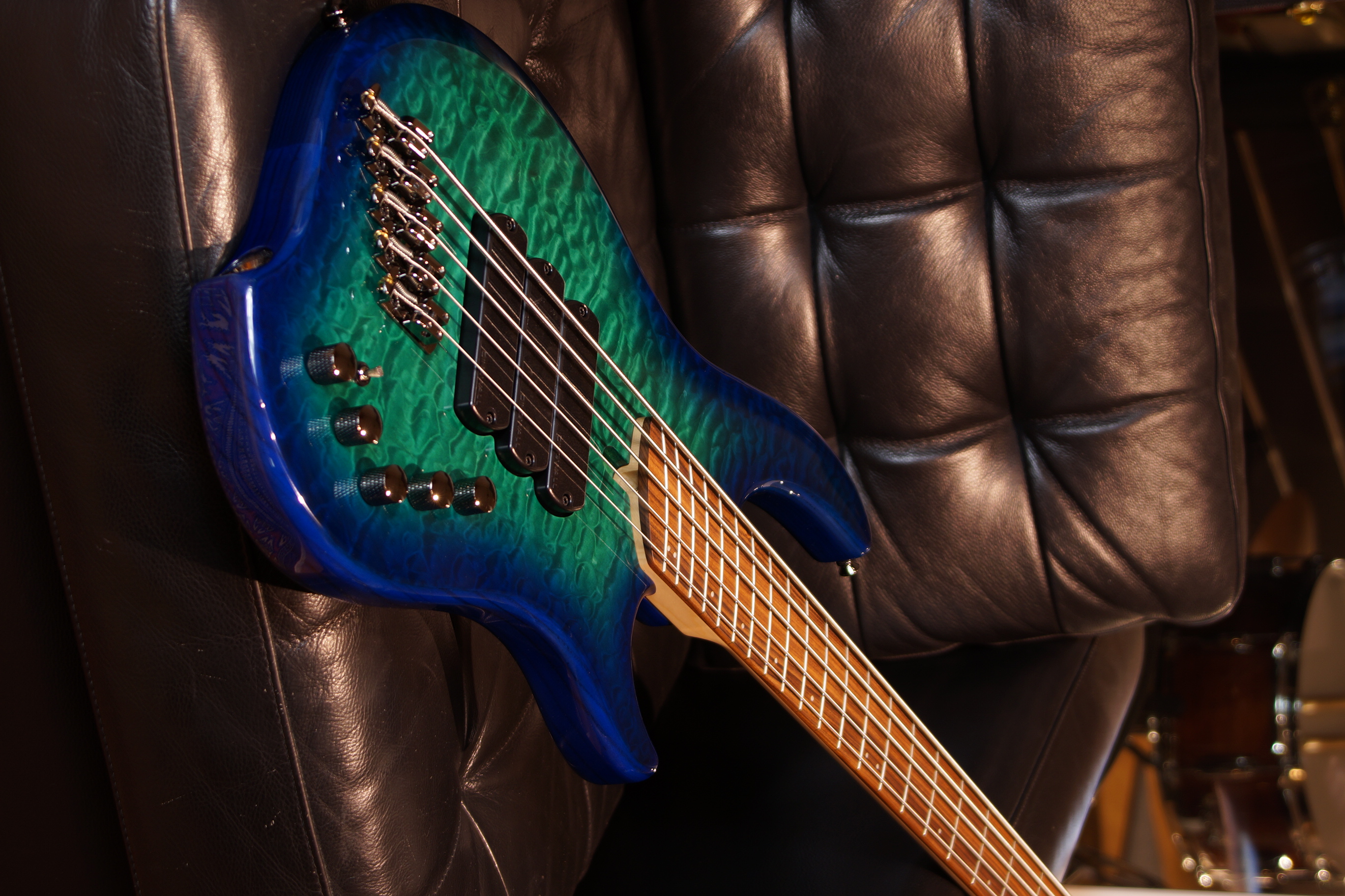 Dingwall Combustion 5 String Whalepool Burst