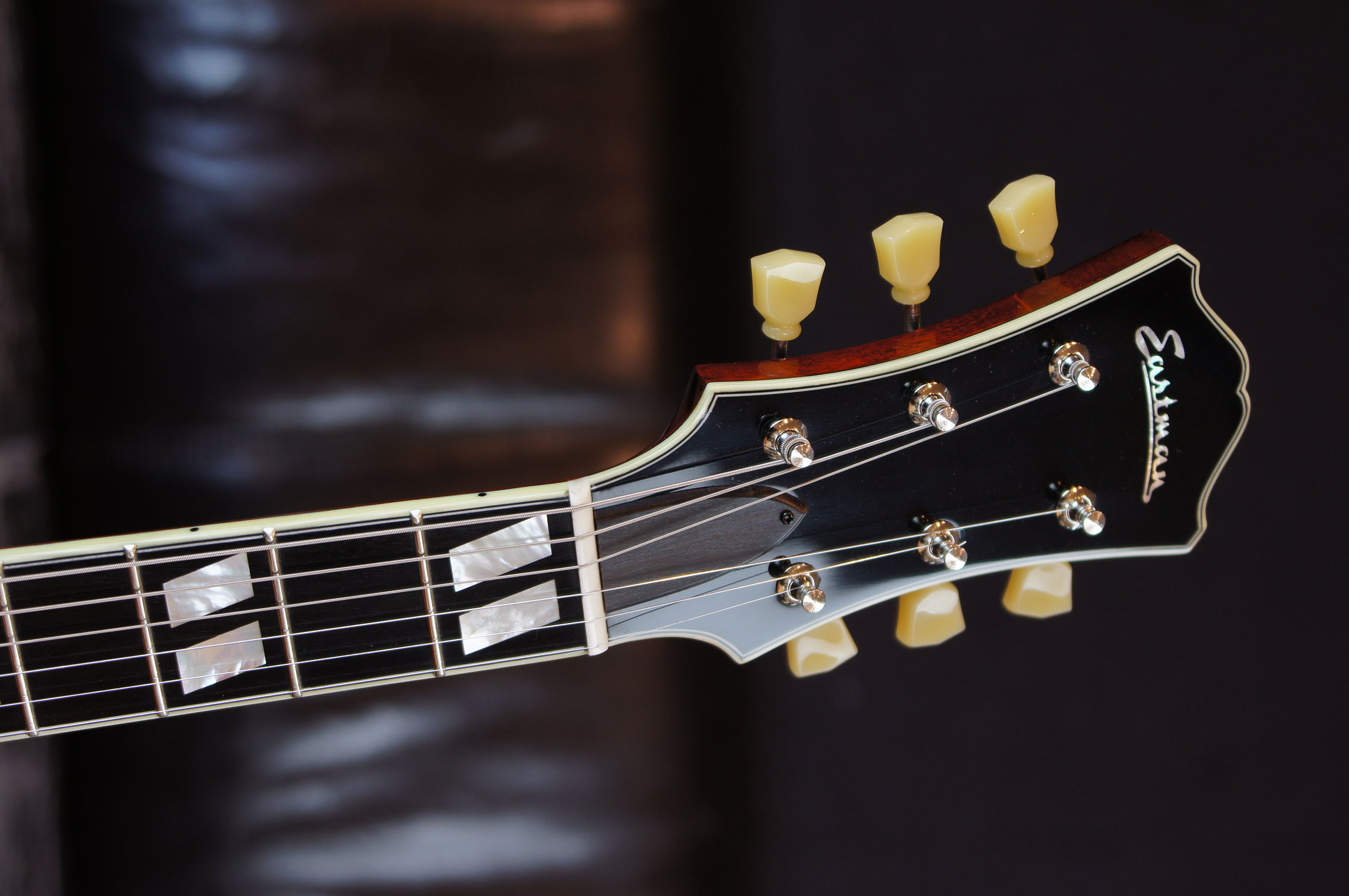 Eastman T486 Classic - inklusive Case