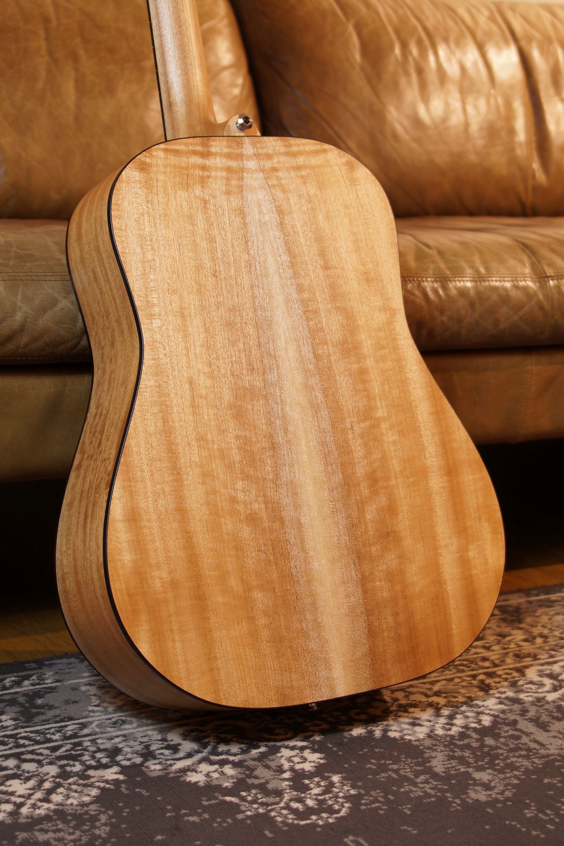 Maton SRS 60