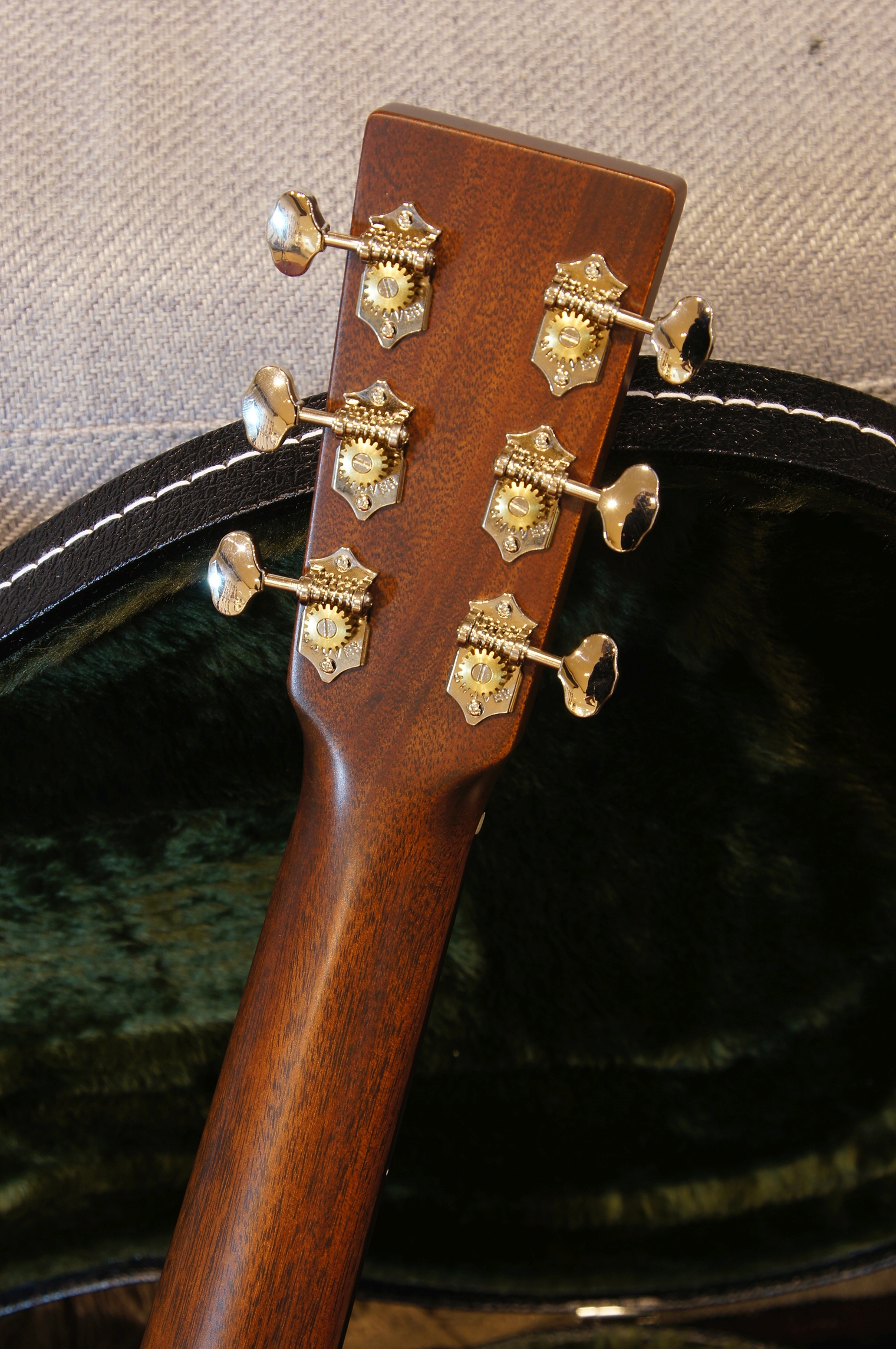 Martin OM-21 inklusive Koffer