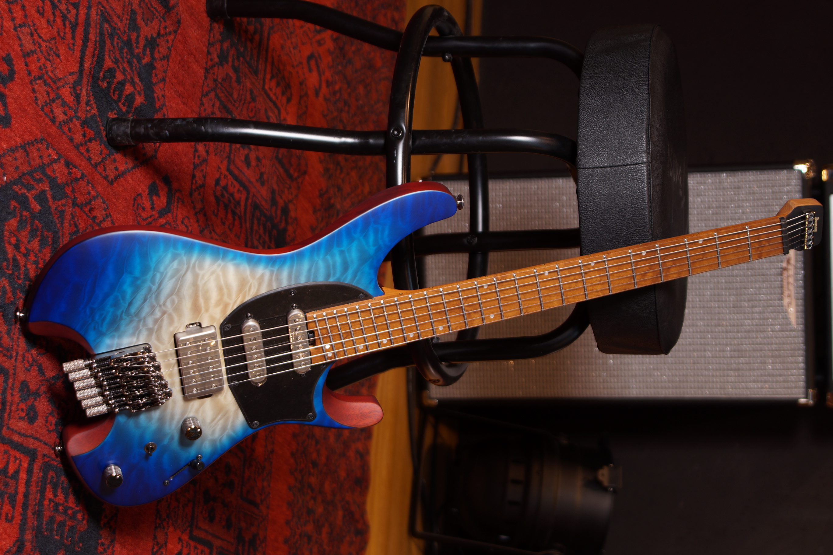 Ibanez QX54QM-BSM Quest Series E-Gitarre 6 String - Blue Sphere Burst Matte + Gigbag - B-Stock