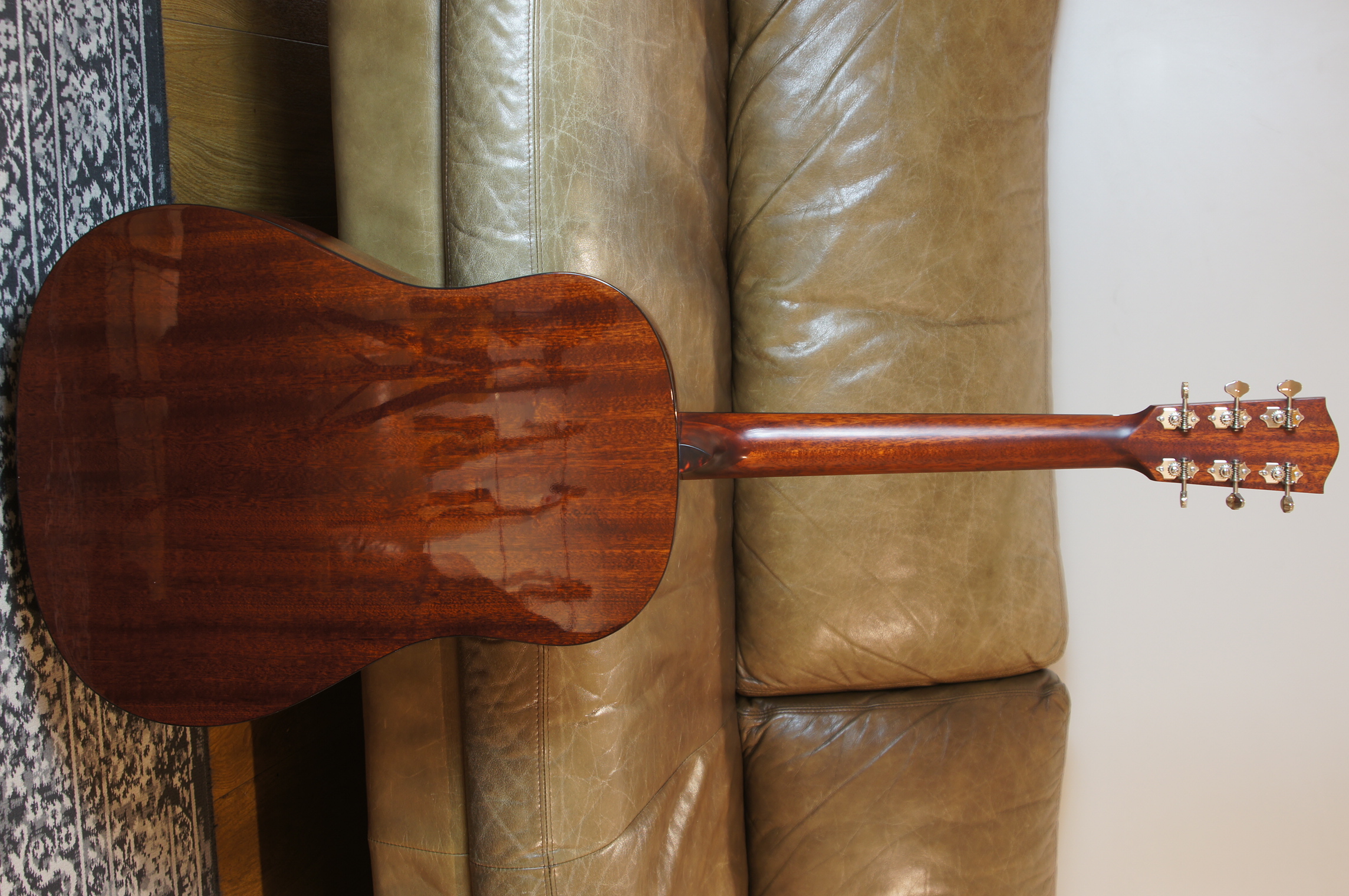 Eastman E1SS Deluxe Sunburst