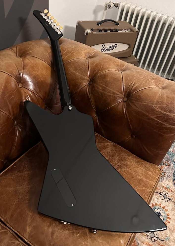 Maybach X-Wing '76 M Black Velvet