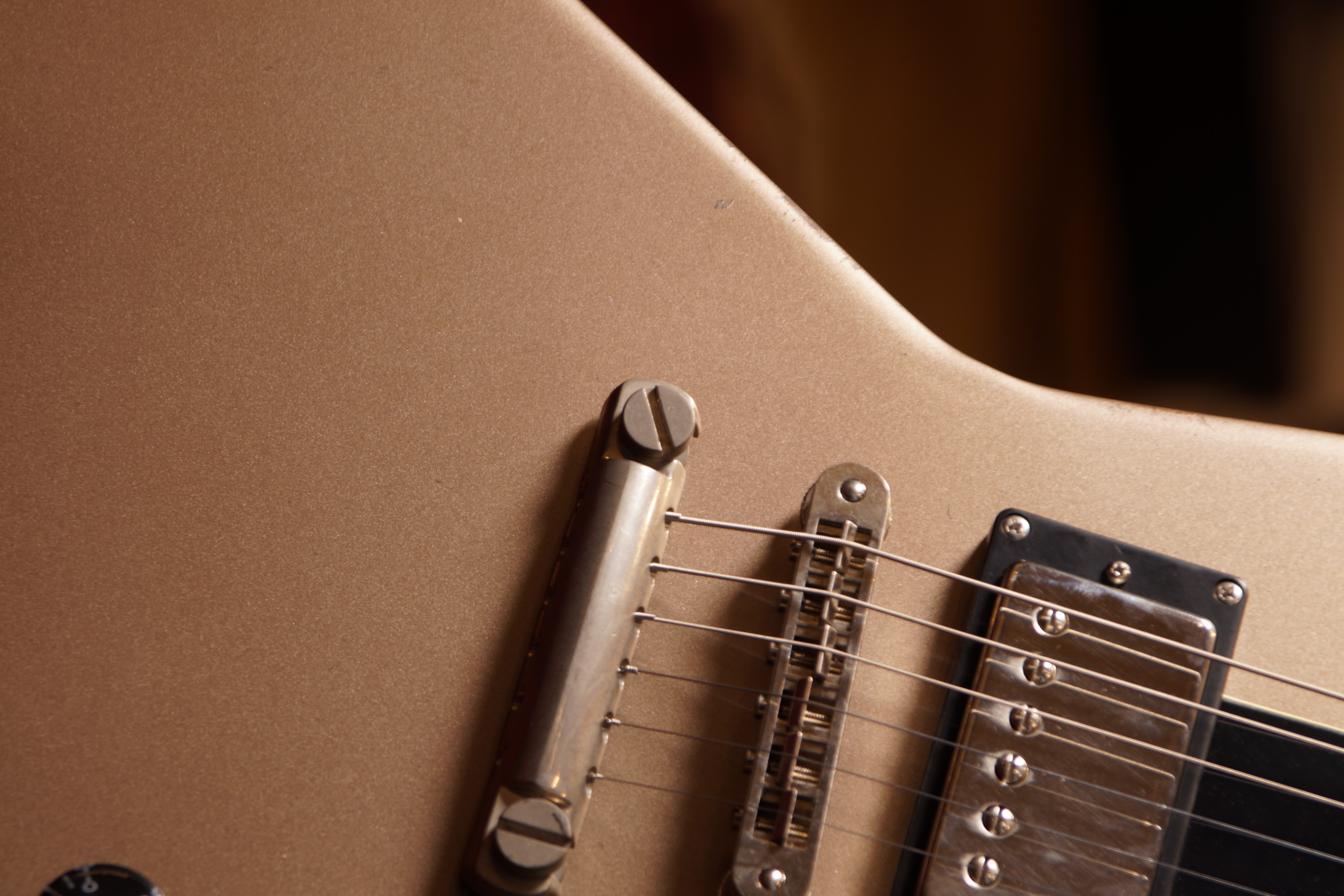 Maybach X-Wing '76 M Shoreline Gold 60 Slim Taper Neck