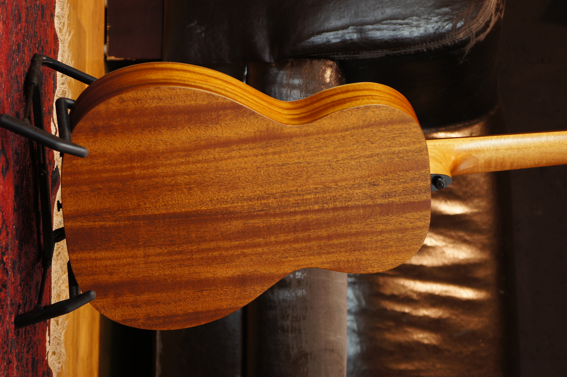 LAG Tramontane 177 Parlor, Satin, Pickup