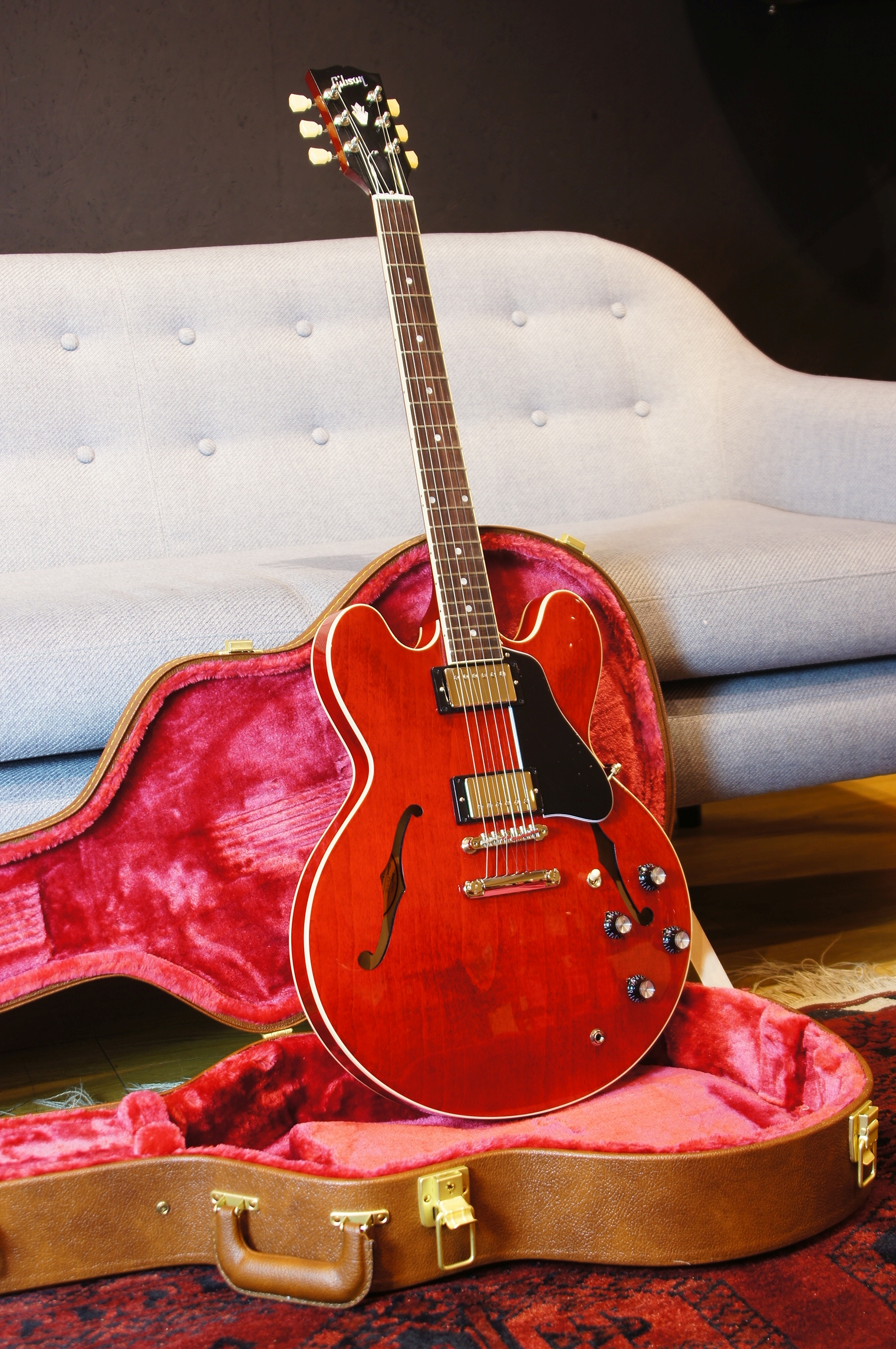 Gibson ES-335 DOT Sixties Cherry