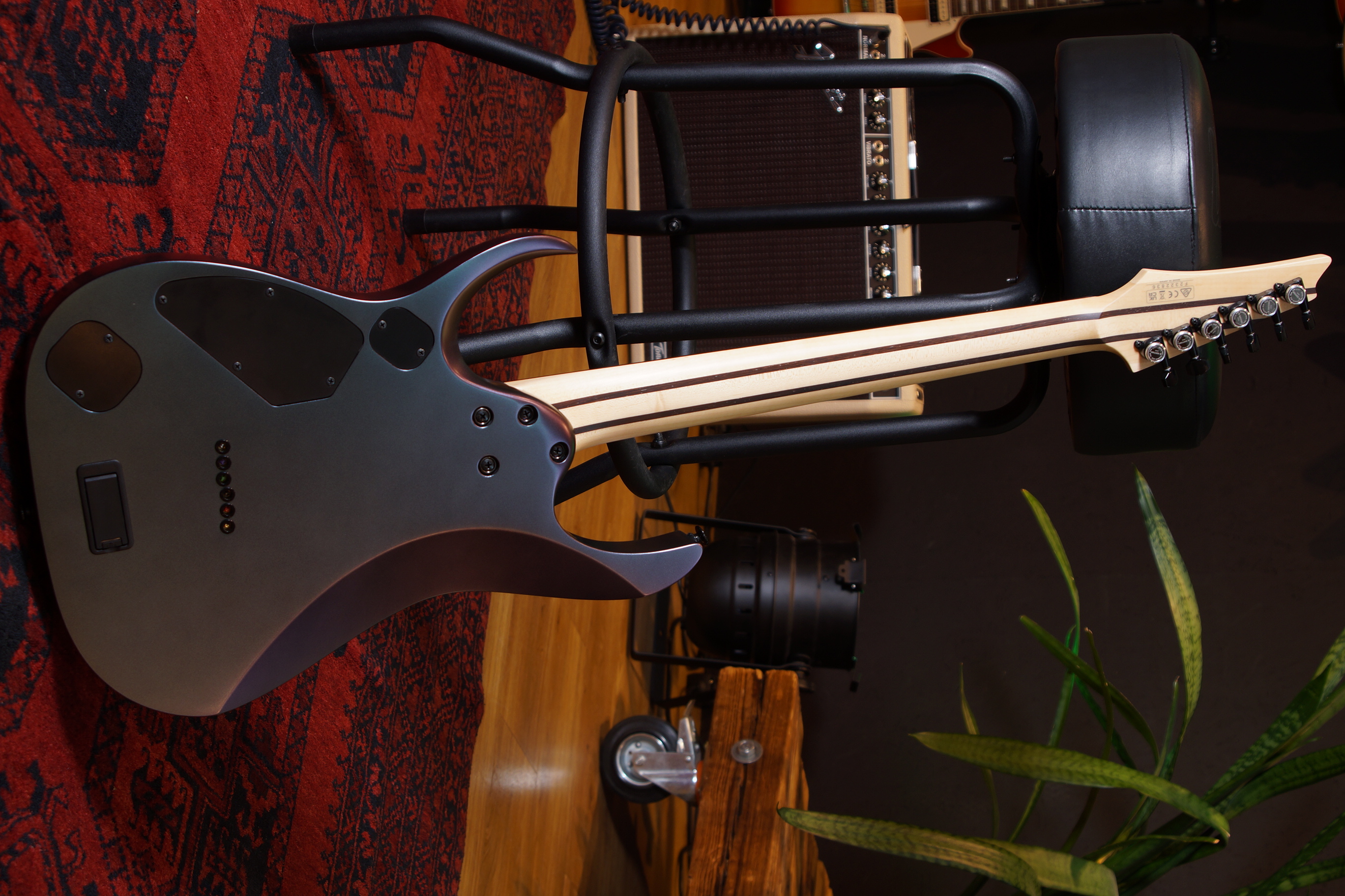 Ibanez Prestige RGD3121-PRF inkl. Koffer