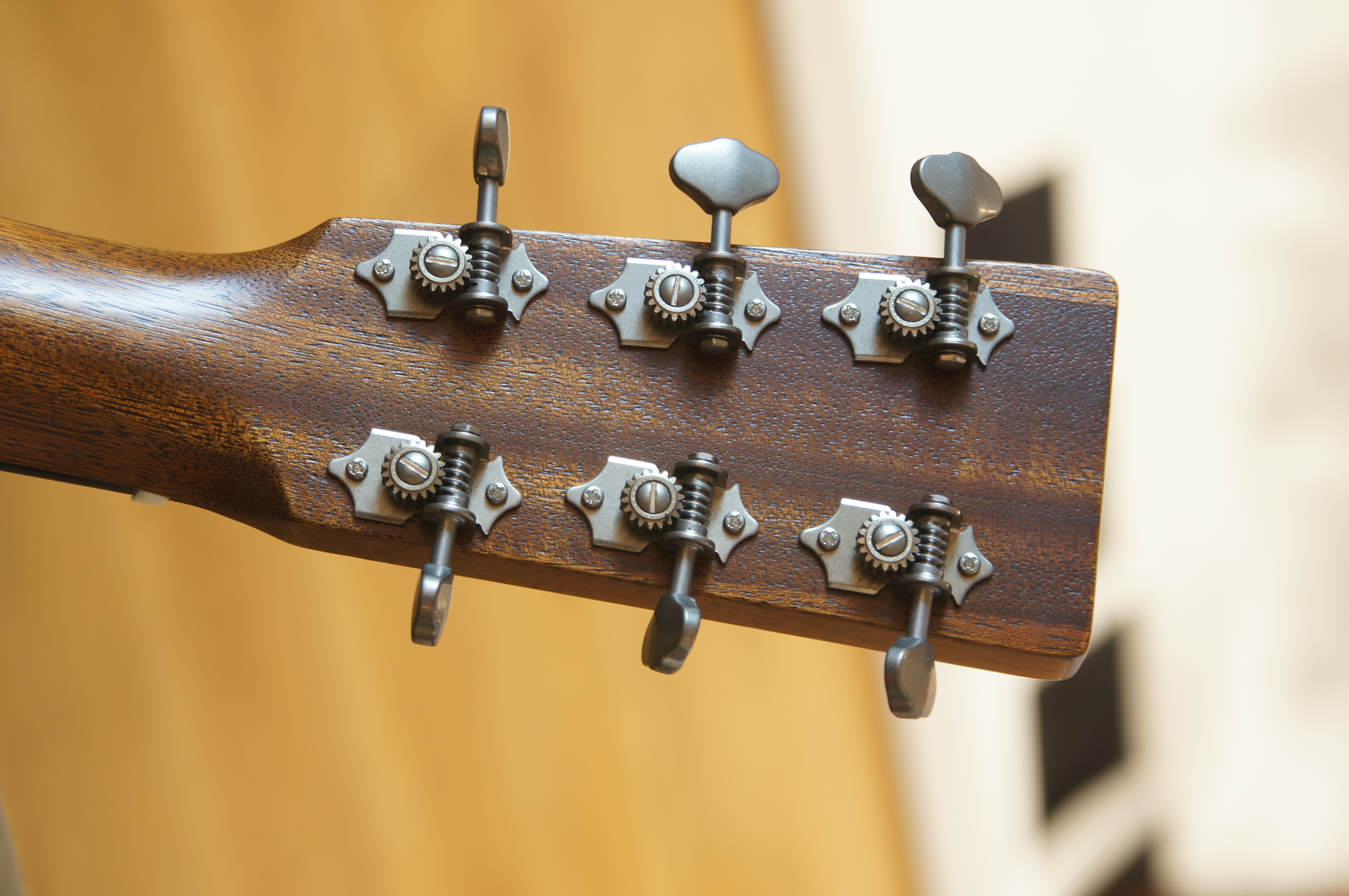 Martin D-18 Street Legend