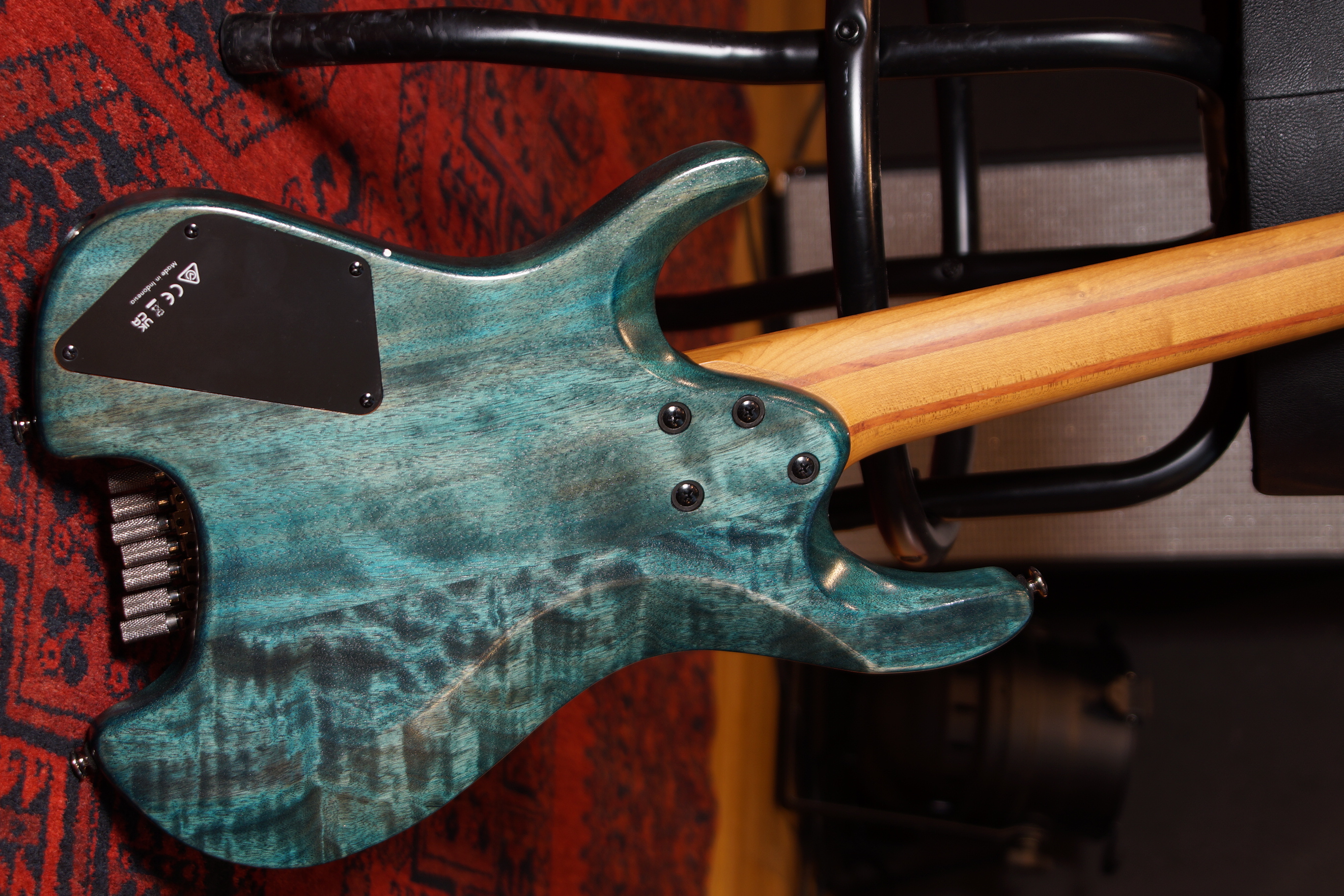 Ibanez Quest Q547PB-COL Cosmic Blue Low Gloss inklusive Tasche - B-Stock